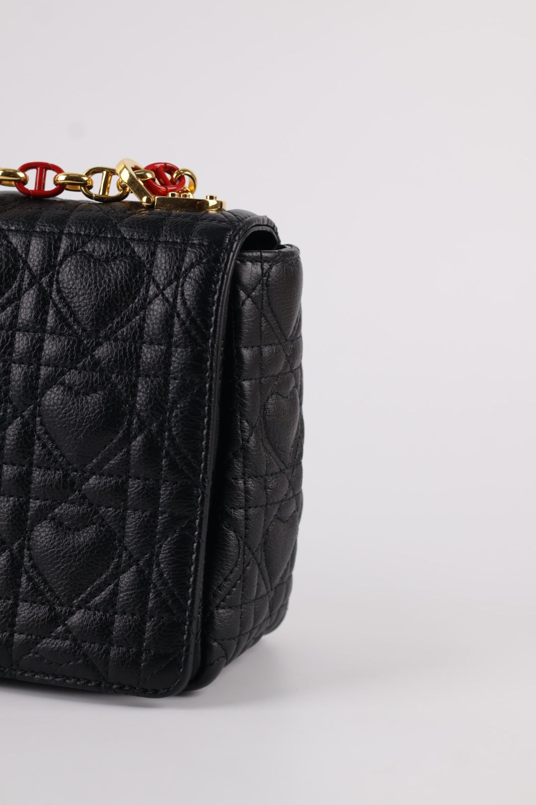 Dior Caro Media Dioramour
