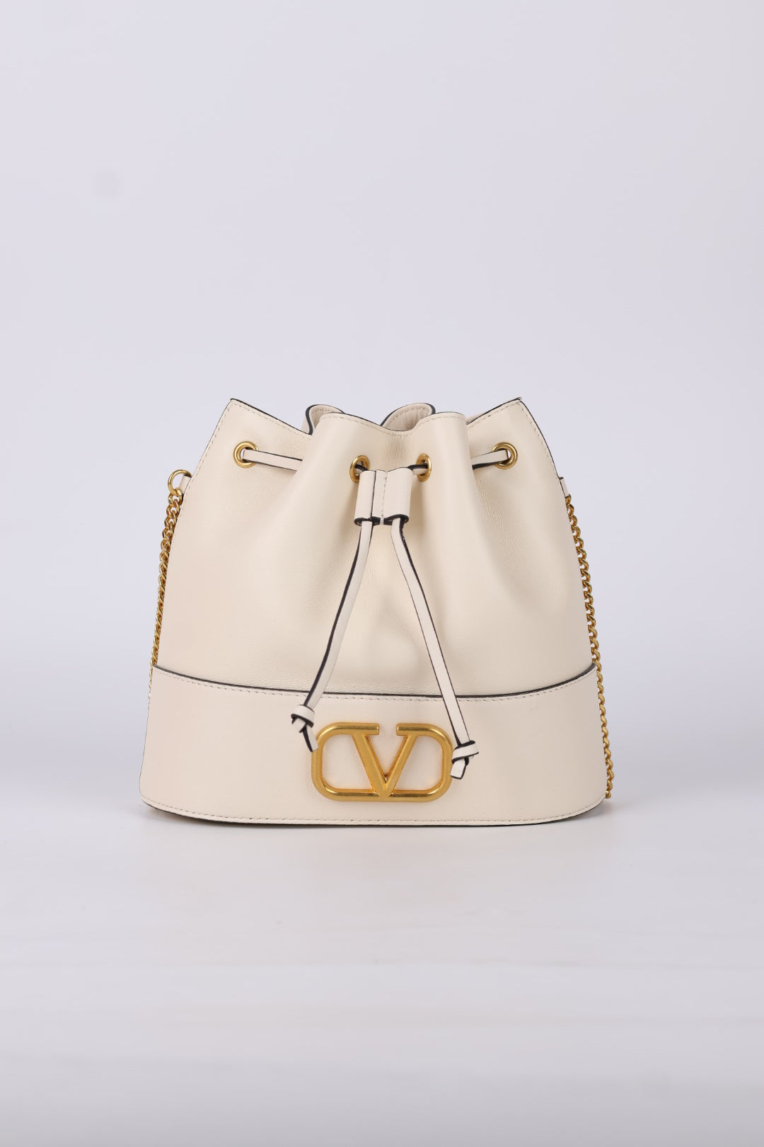 Valentino Mini Bucket V Logo