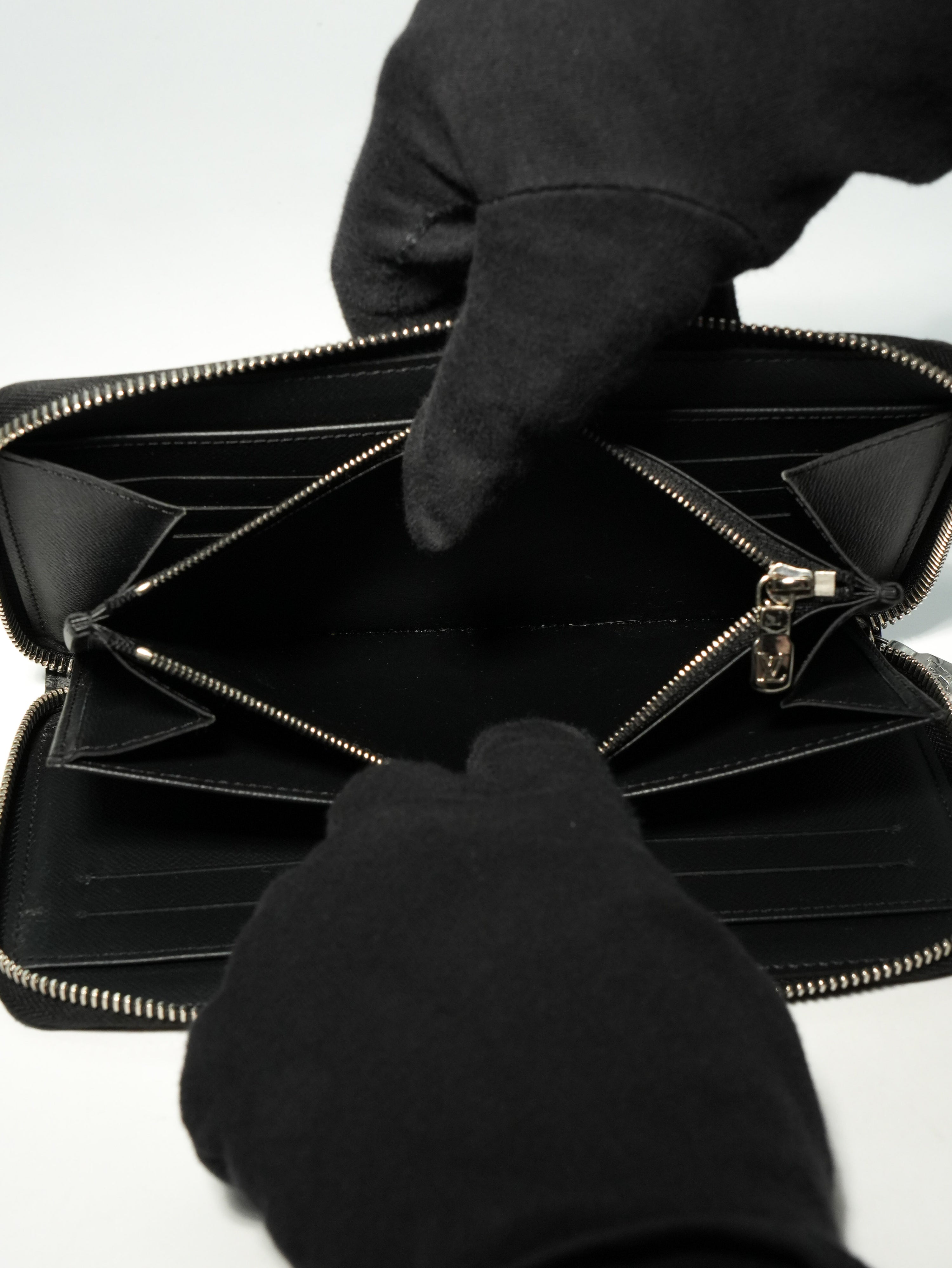 Louis Vuitton Portafoglio Zippy Damier Graphite