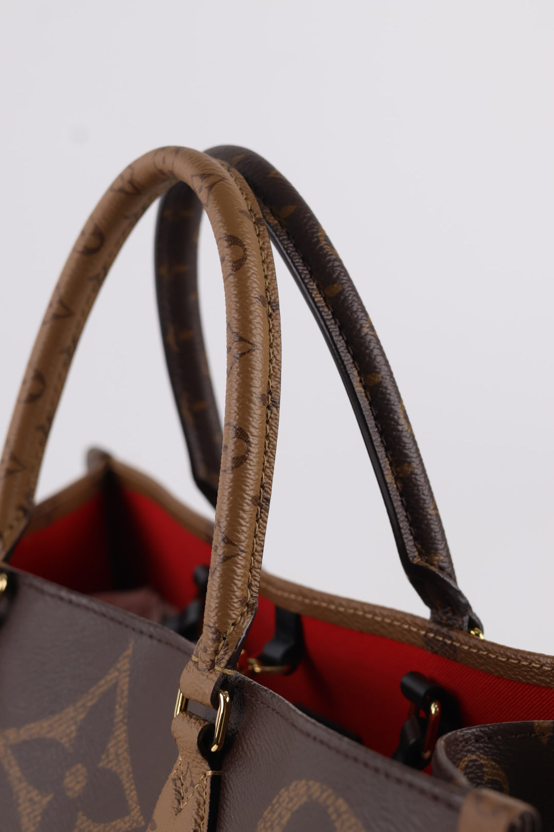 Louis Vuitton OnTheGo GM