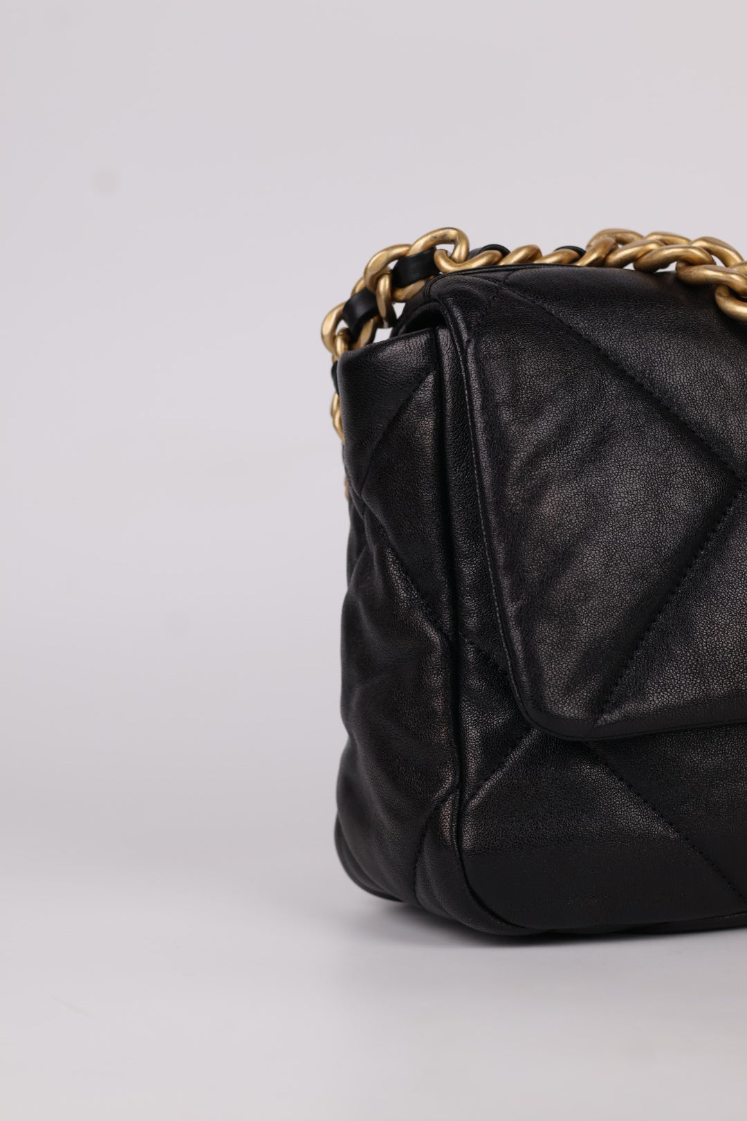 Chanel 19 in Pelle d’Agnello