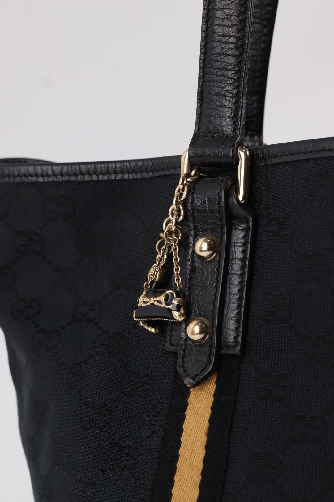 Gucci Tote GG Wave Small