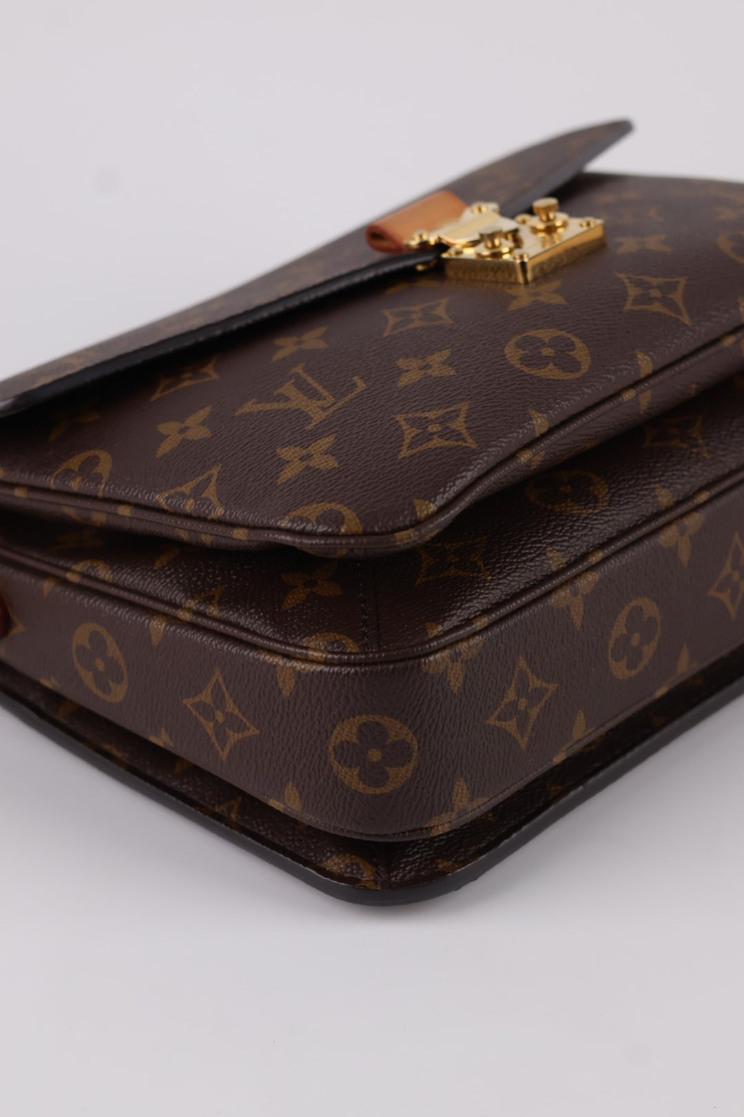 Louis Vuitton Métis Monogram