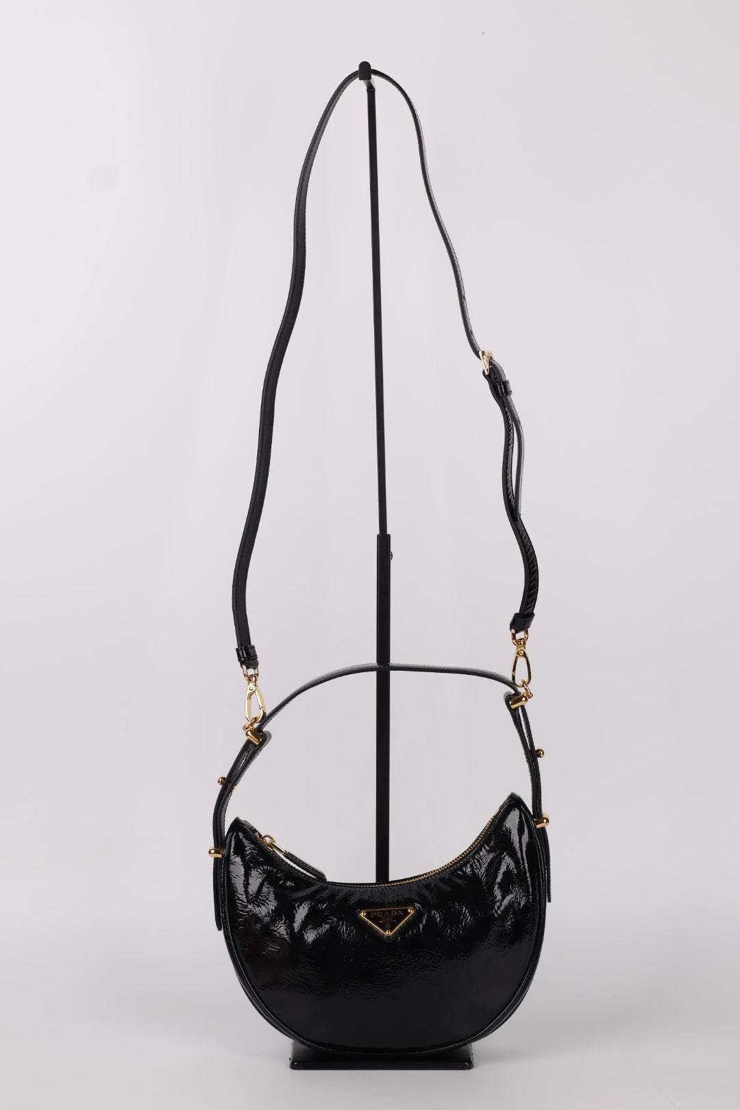 Prada Arqué in Pelle Verniciata