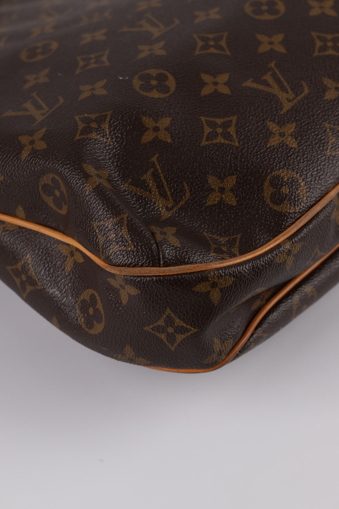 Louis Vuitton Odèon Monogram