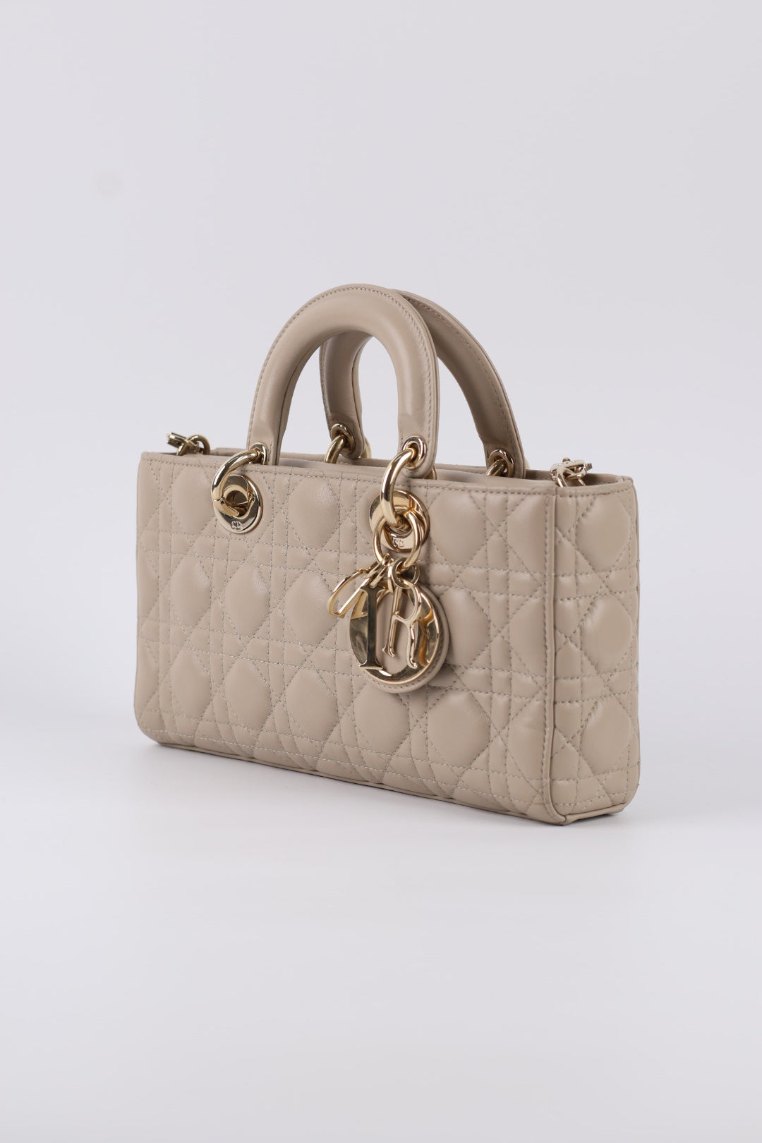 Lady Dior D-Joy Media