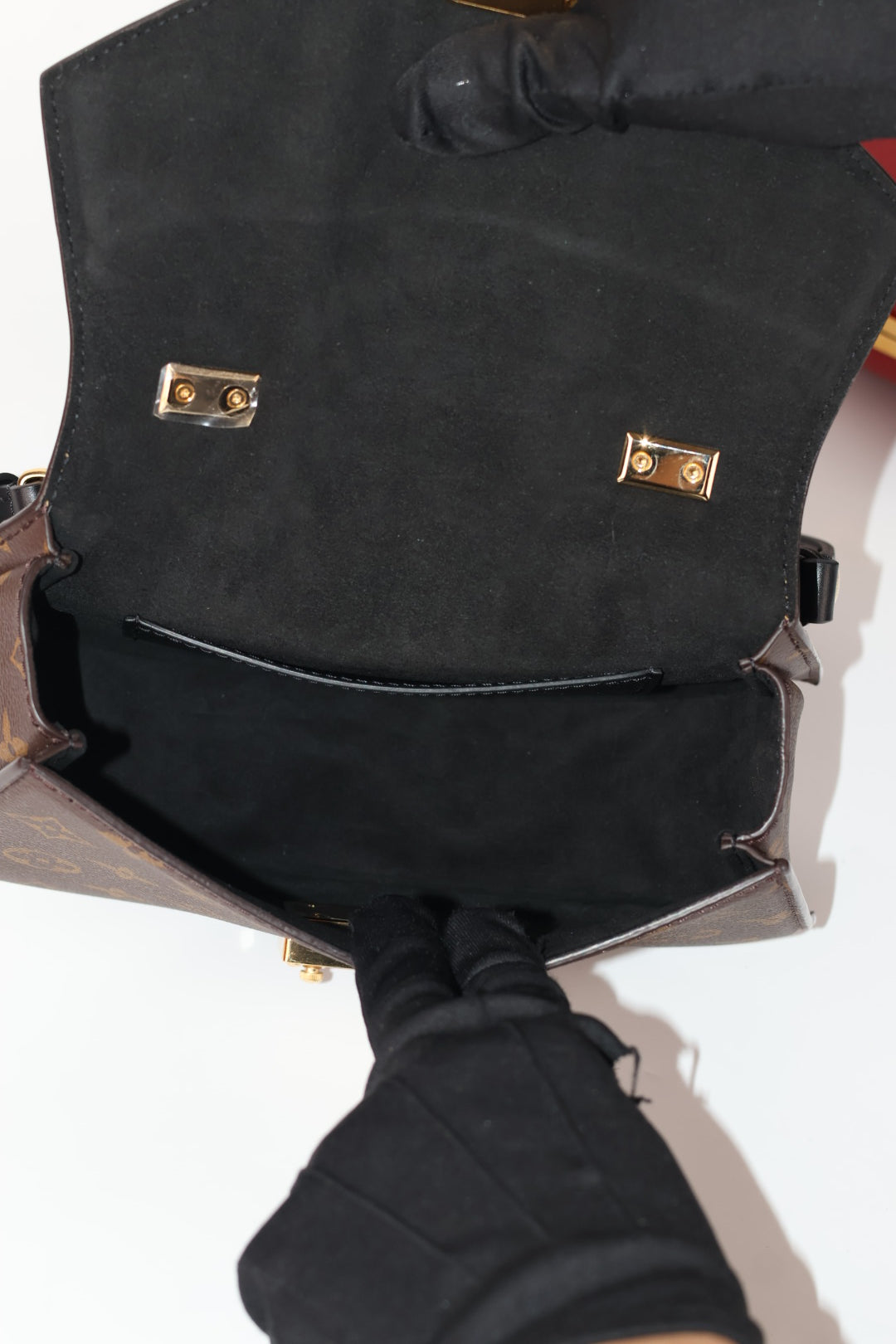 Louis Vuitton Tilsit Monogram