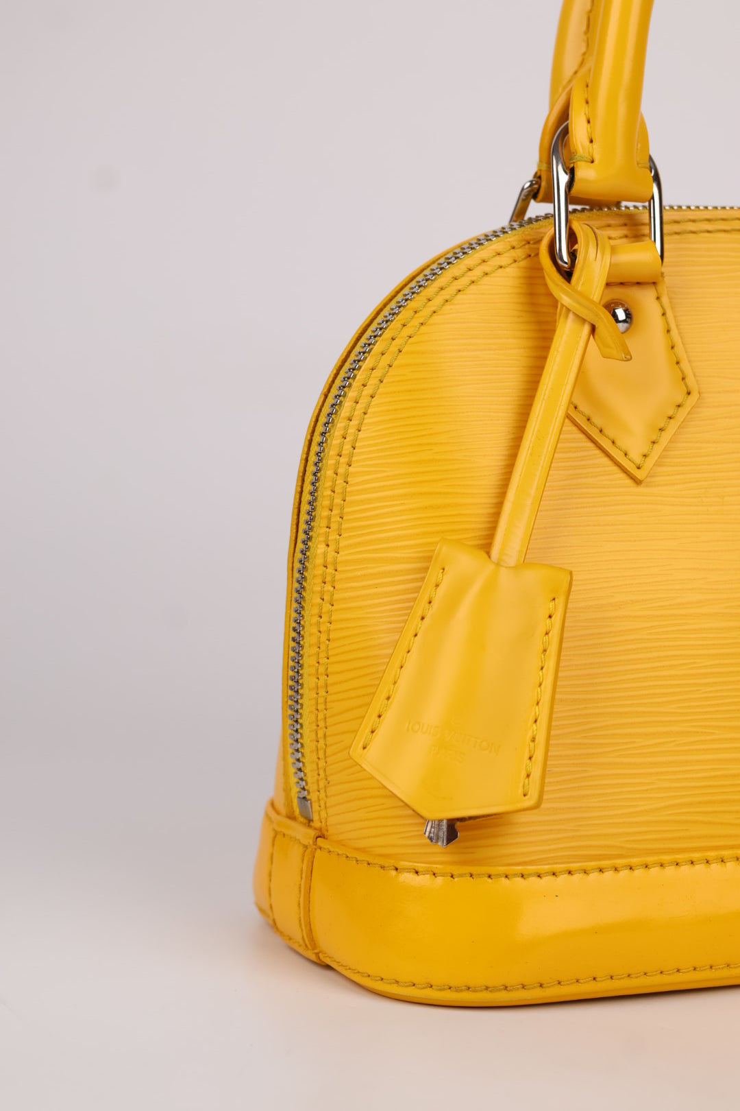 Louis Vuitton Alma BB Epi