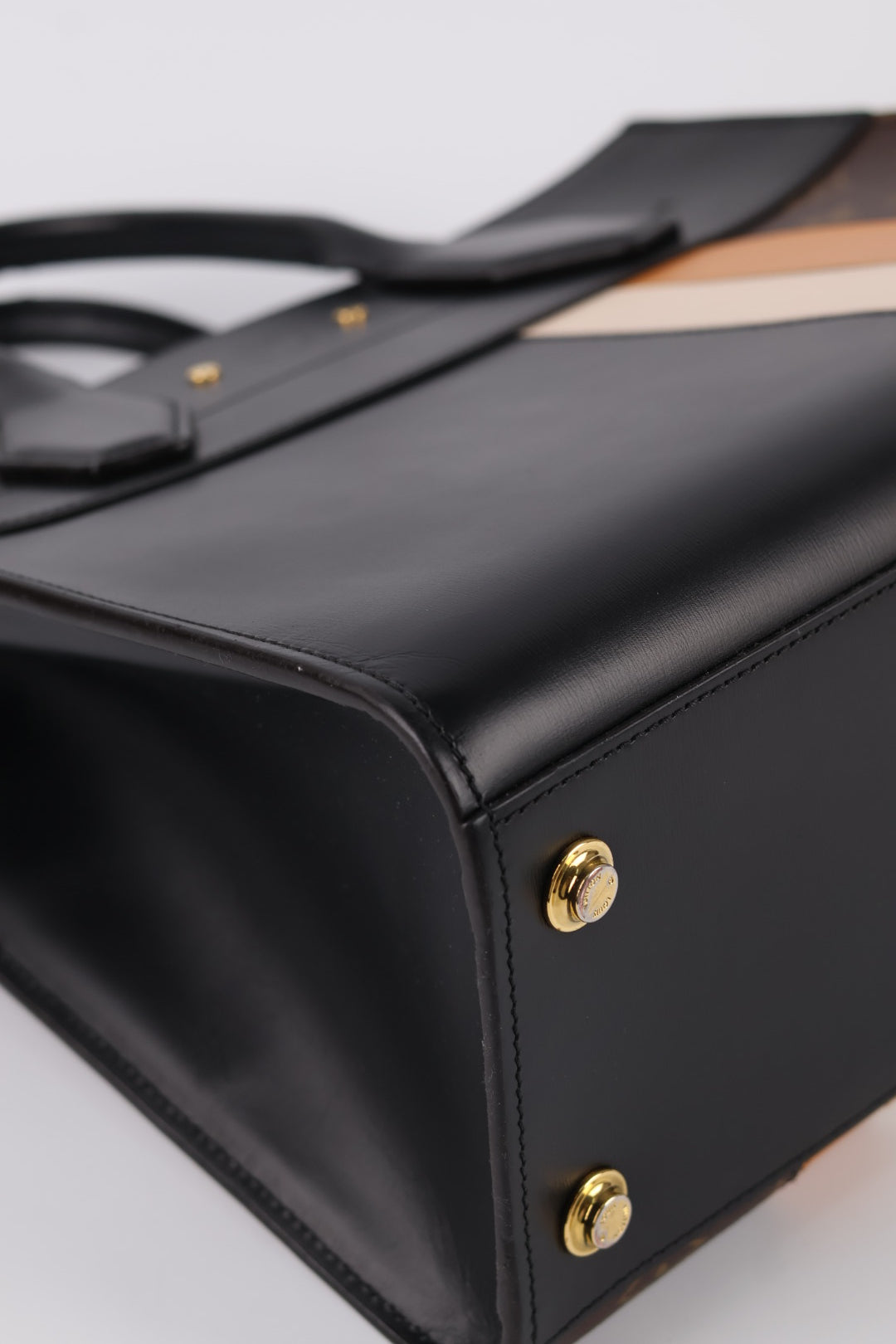 Louis Vuitton City Steamer MM