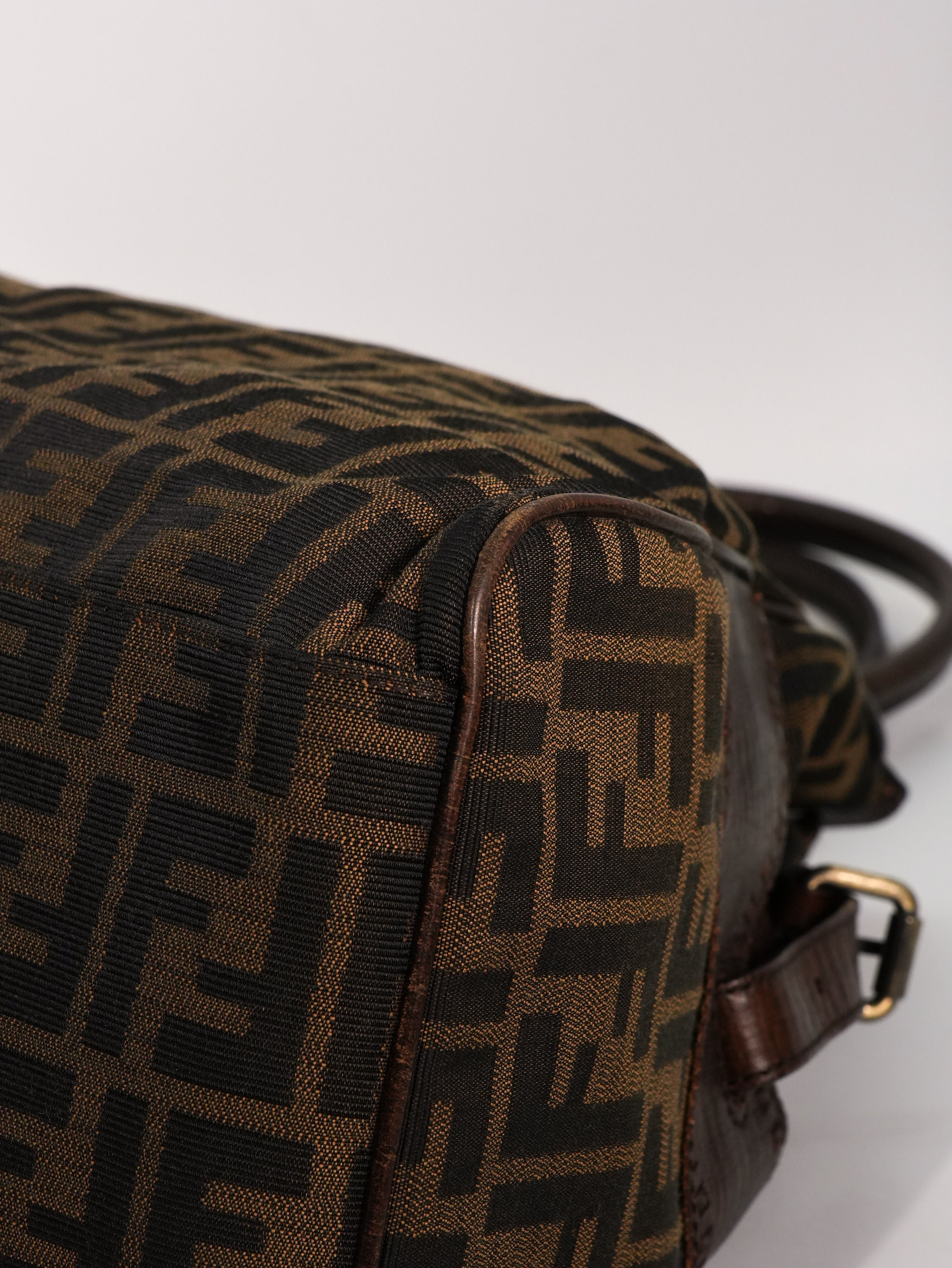 Fendi De Jour Large FF Logo