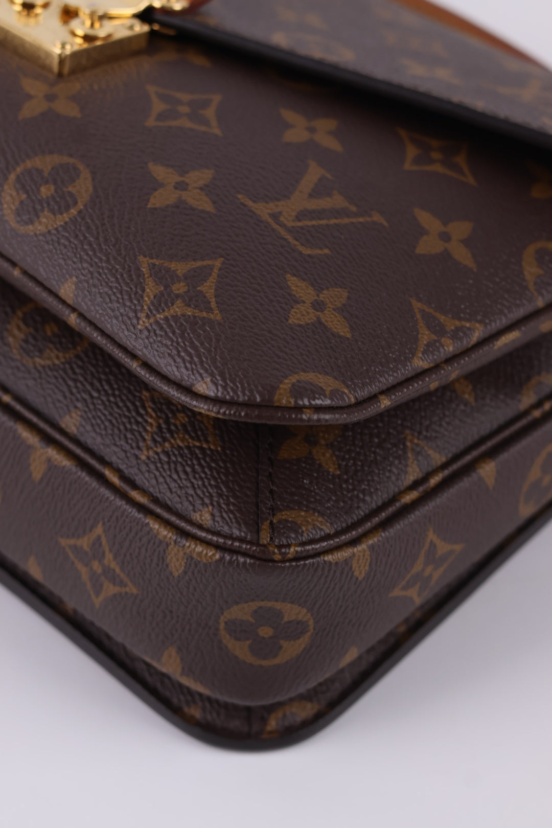 Louis Vuitton Métis Monogram