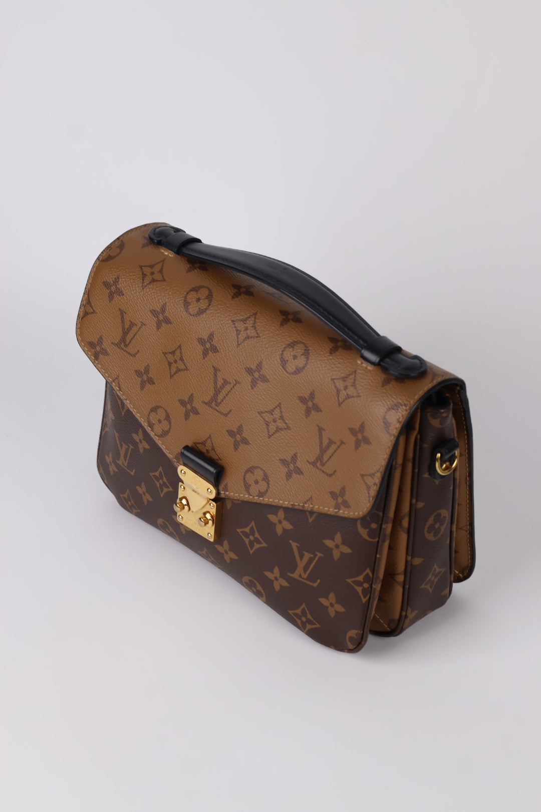 Louis Vuitton Métis Reverse