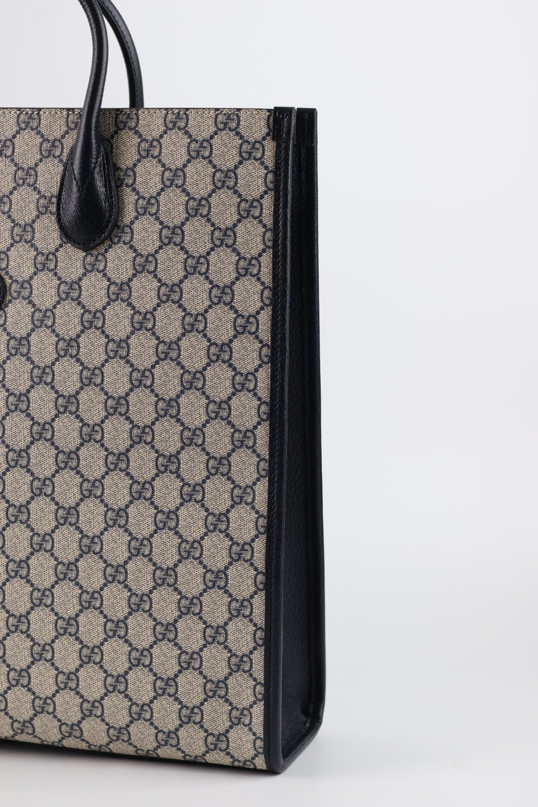 Gucci Tote Bag GG supreme