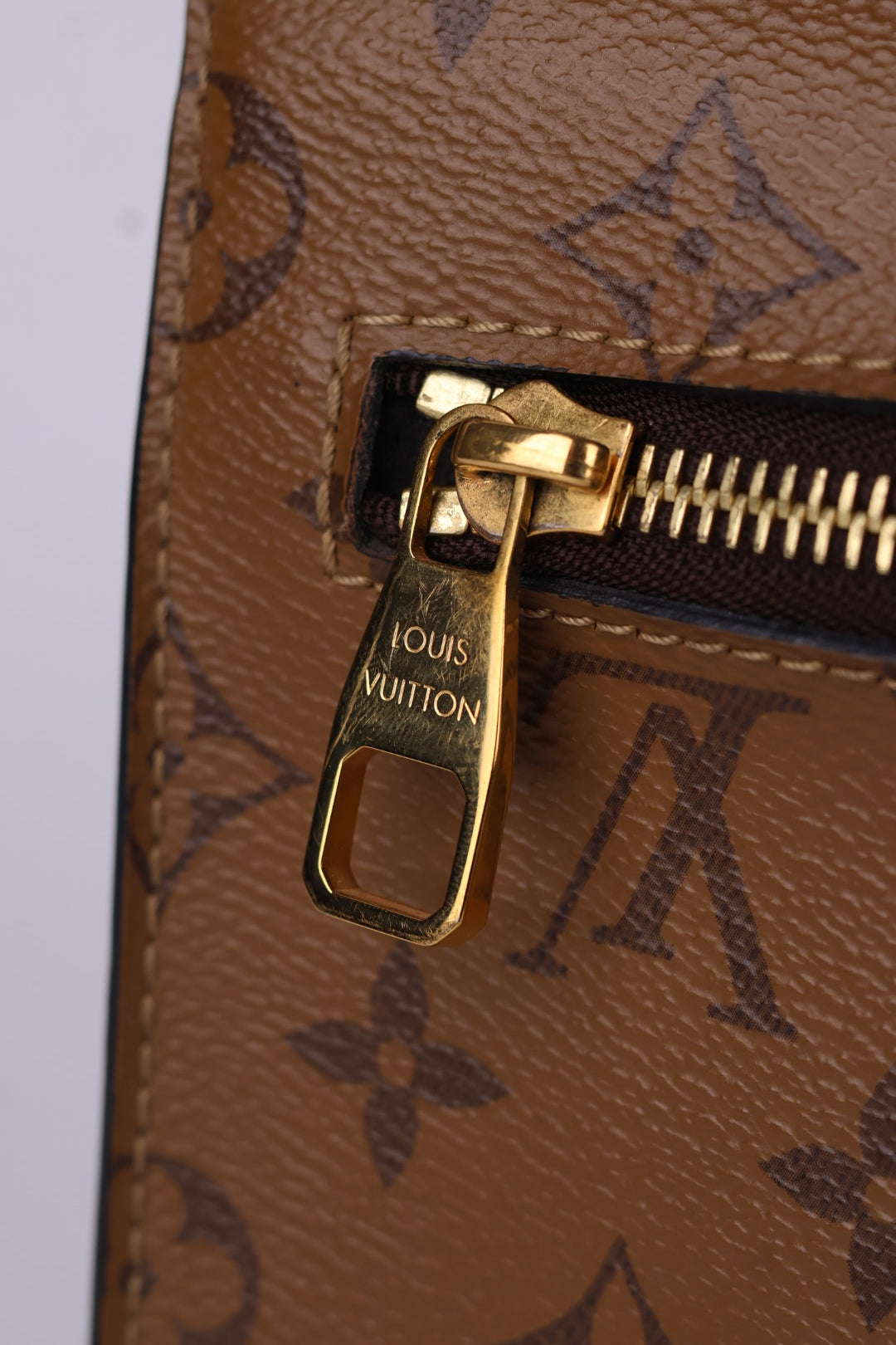 Louis Vuitton Métis Reverse