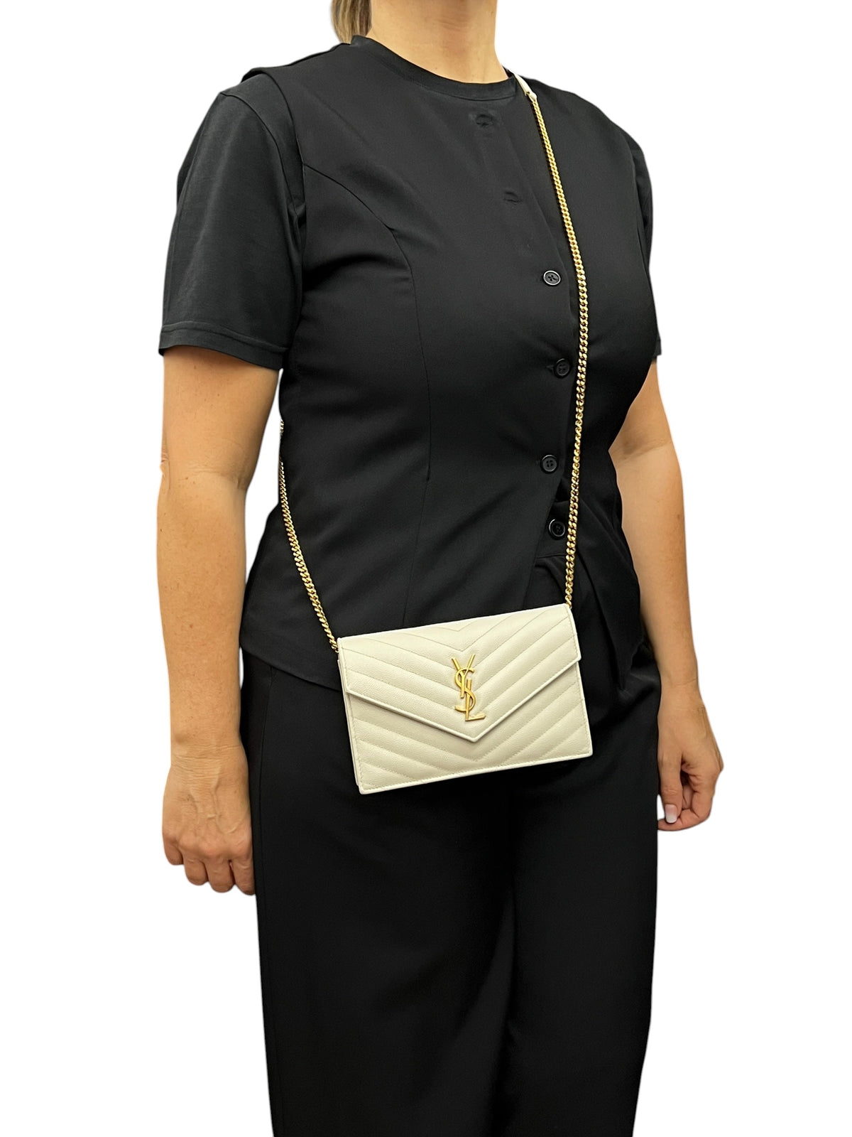 Saint Laurent Envelope Cassandre con Catena