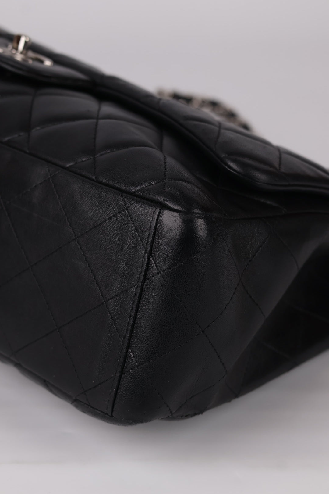 Chanel Maxi Jumbo Matelassé