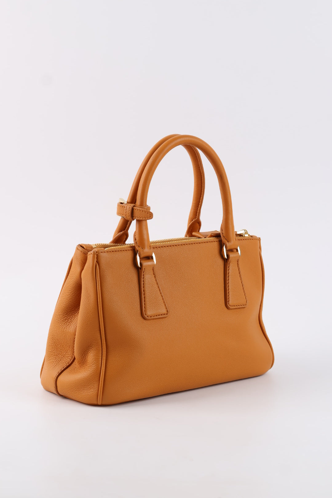 Prada Galleria Small in Pelle