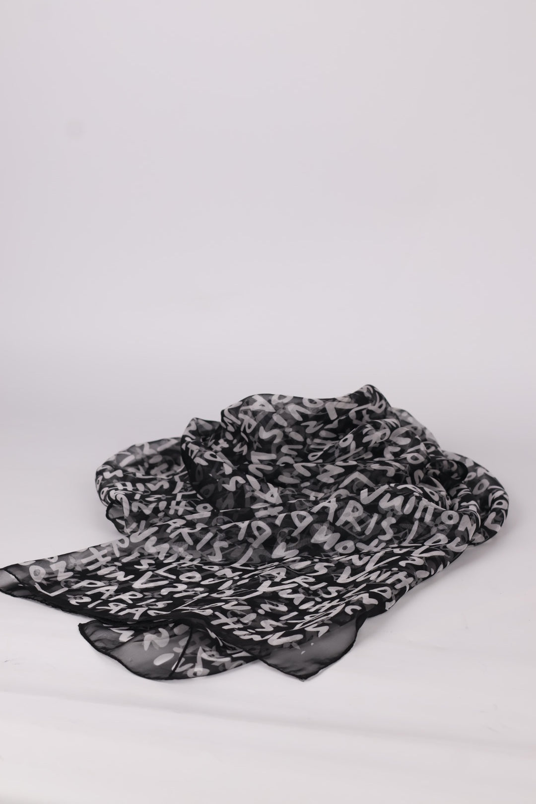 Louis Vuitton Foulard Stephen Sprouse