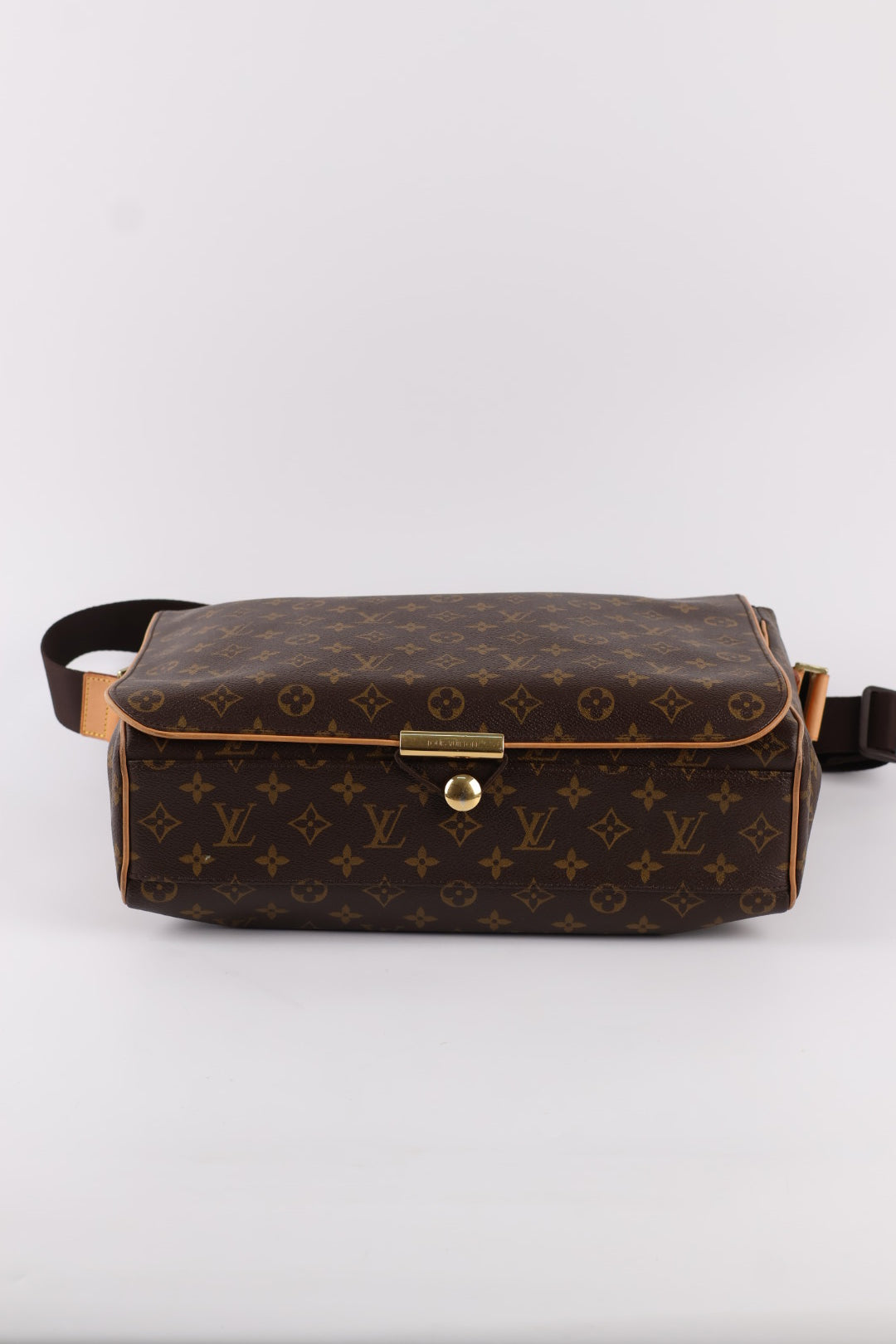 Louis Vuitton Abesses Messenger