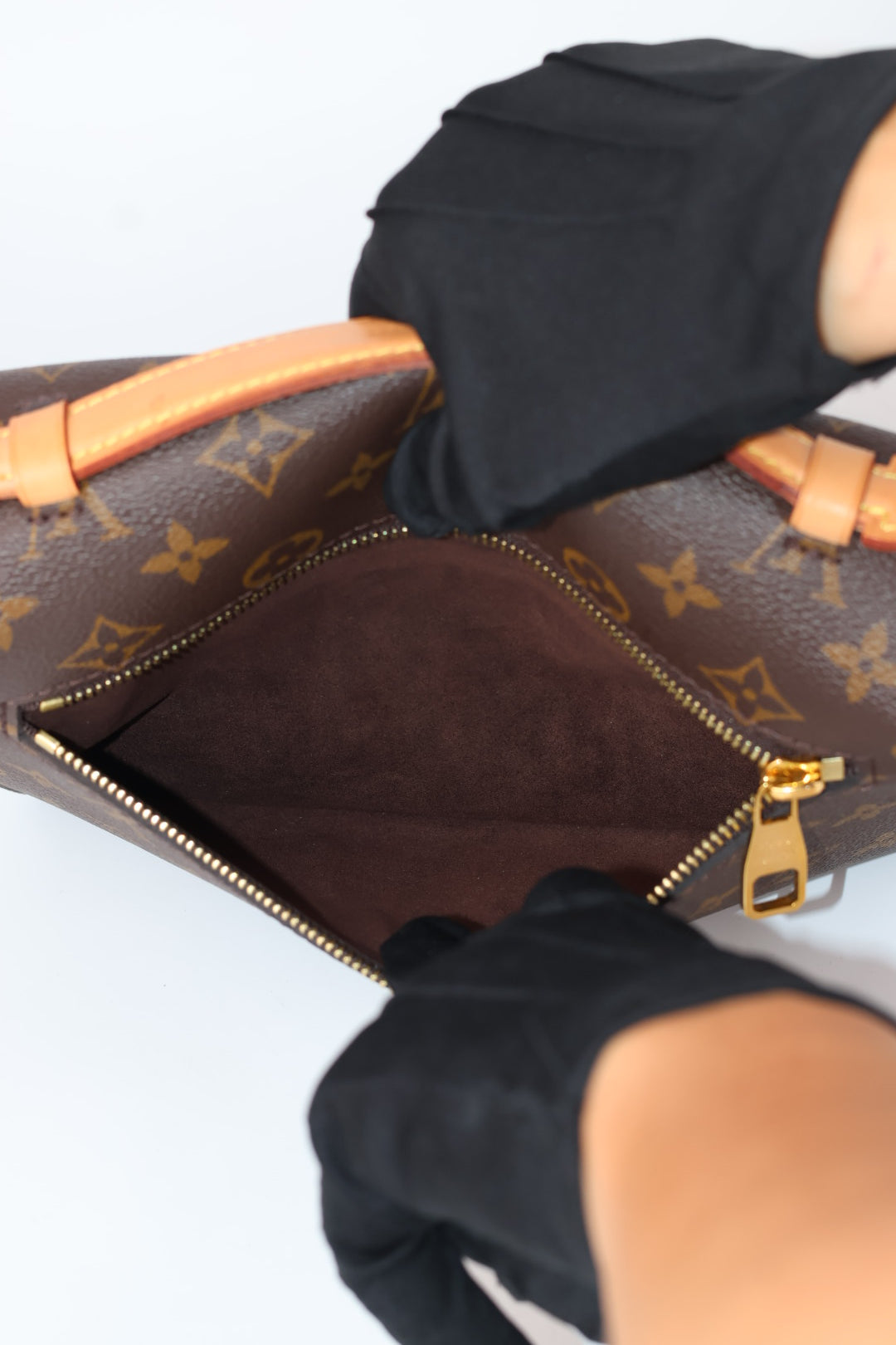 Louis Vuitton Métis Monogram