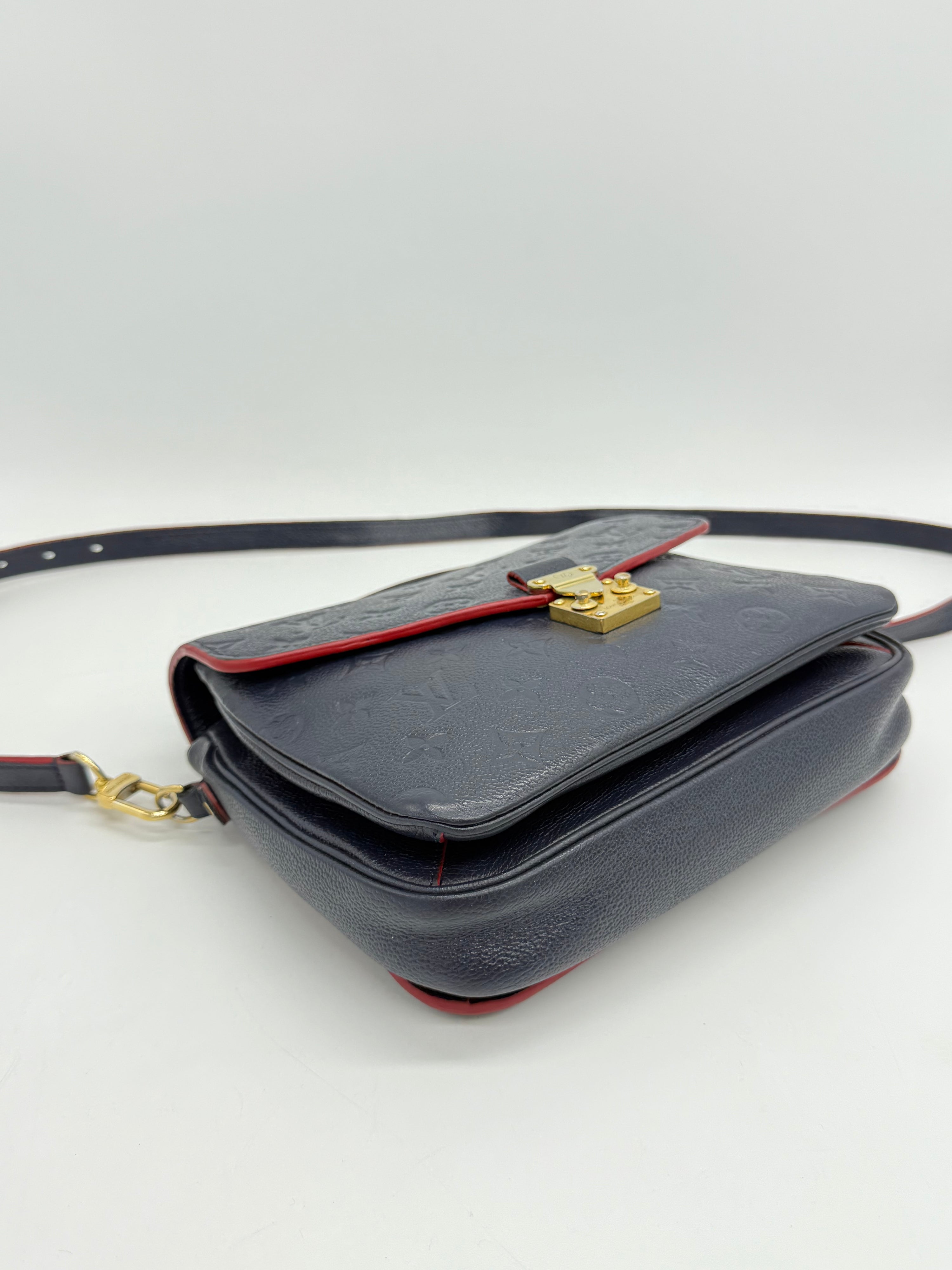 Louis Vuitton Métis Empreinte