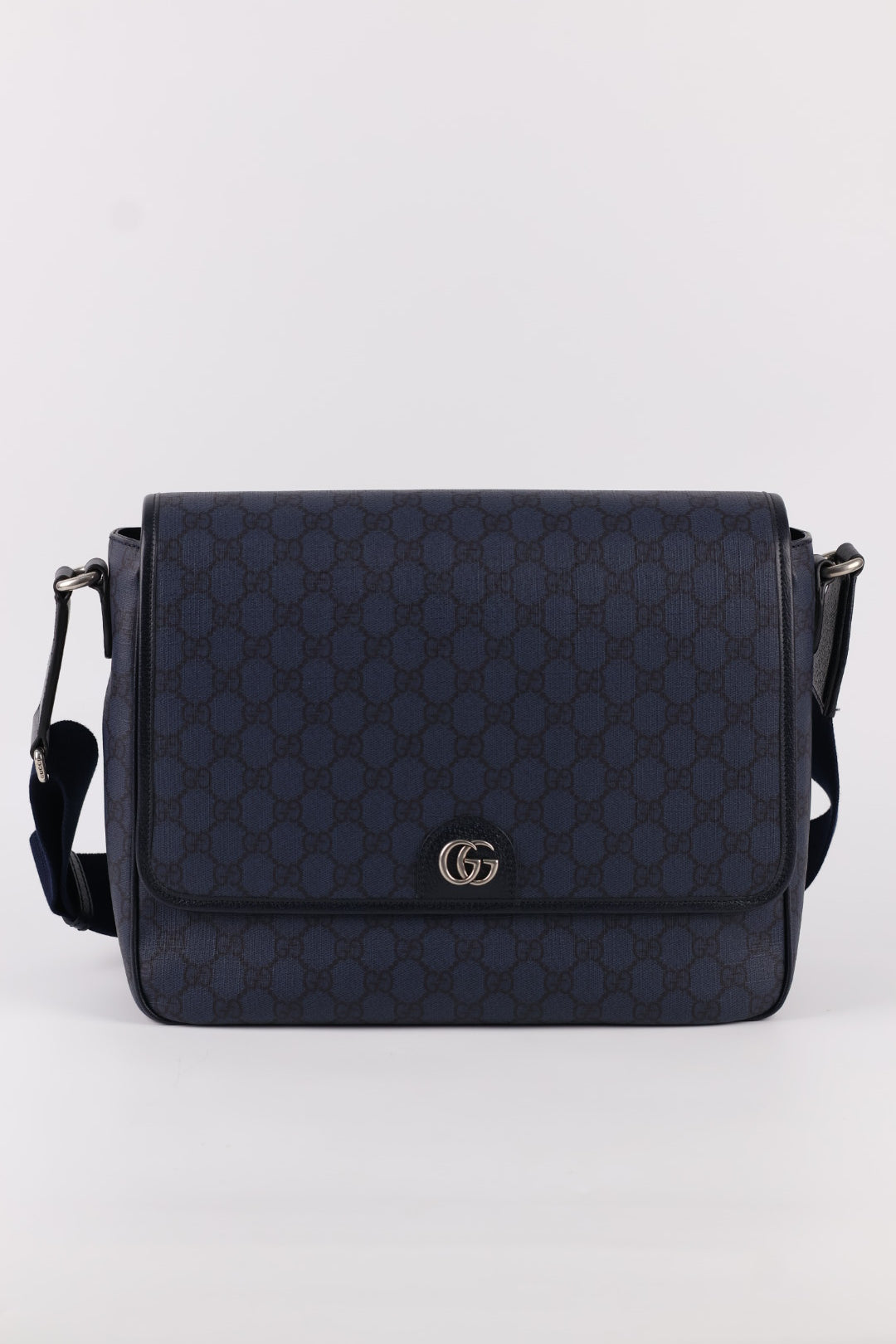 Gucci Messenger Ophidia GG Supreme