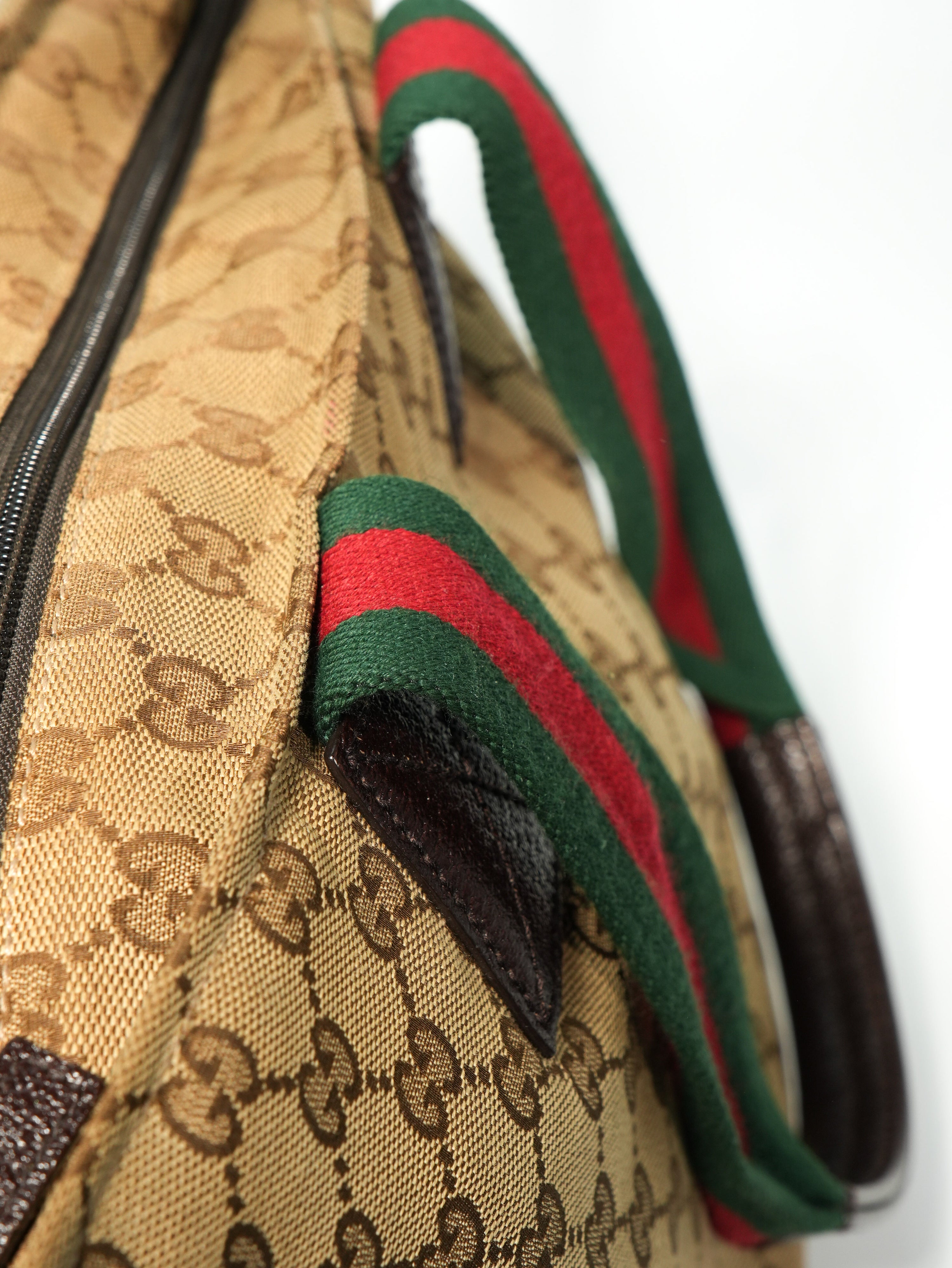 Gucci Tote GG Wave