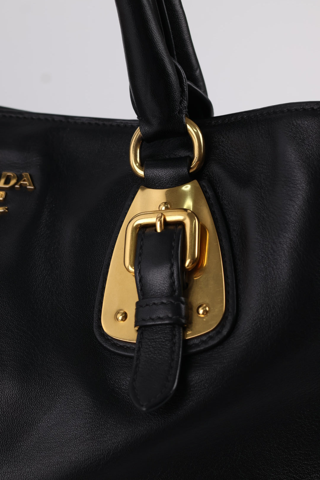 Prada Tote in Pelle Soft
