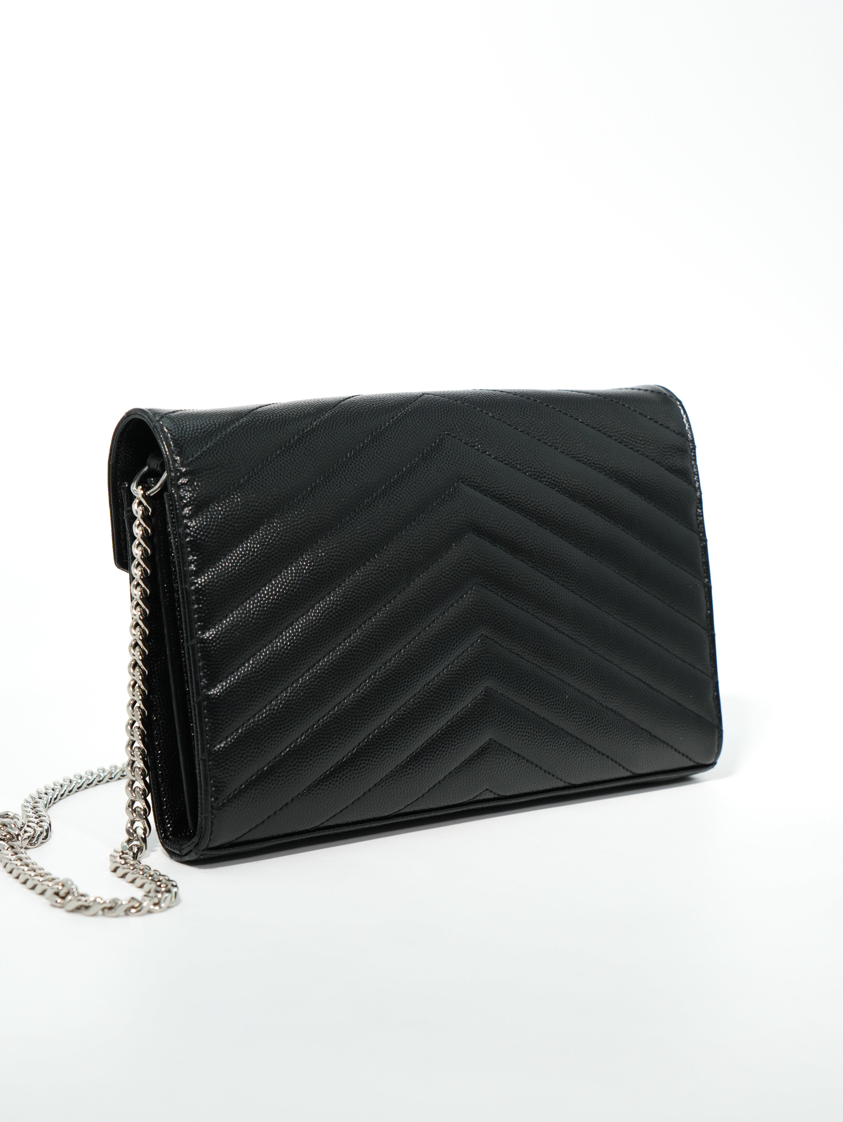 Saint Laurent Cassandre Grain de Poudre