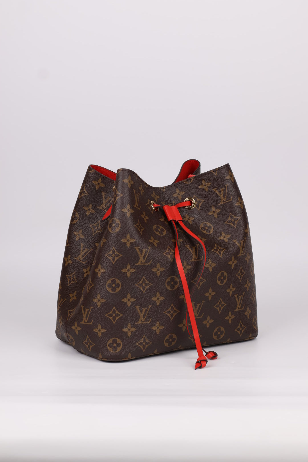 Louis Vuitton Neo Noè MM Monogram