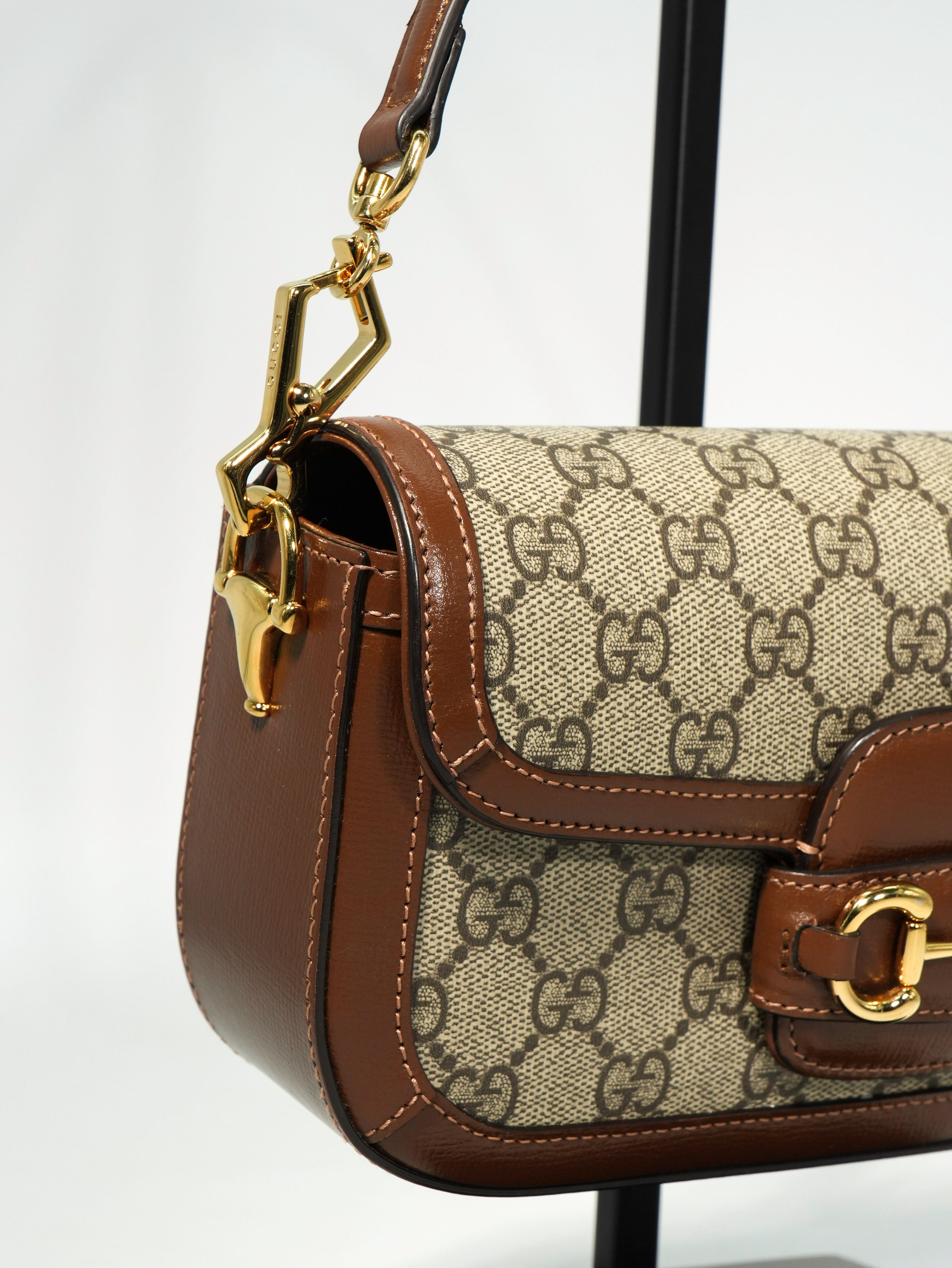 Gucci Horsebit East-West GG Supreme