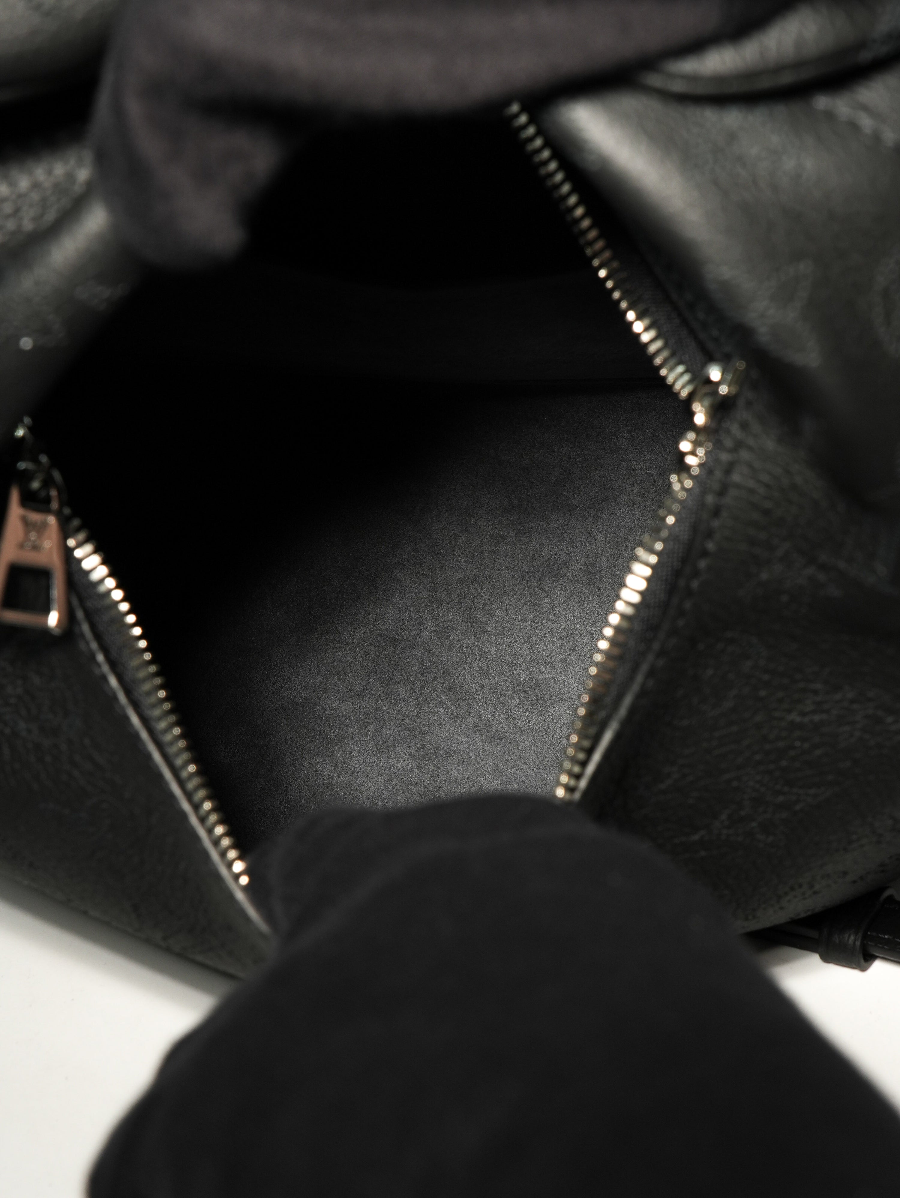 Louis Vuitton Why Knot PM Mahina