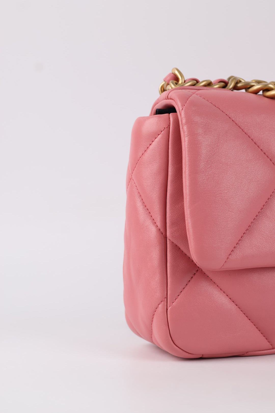Chanel 19 in Pelle d’Agnello