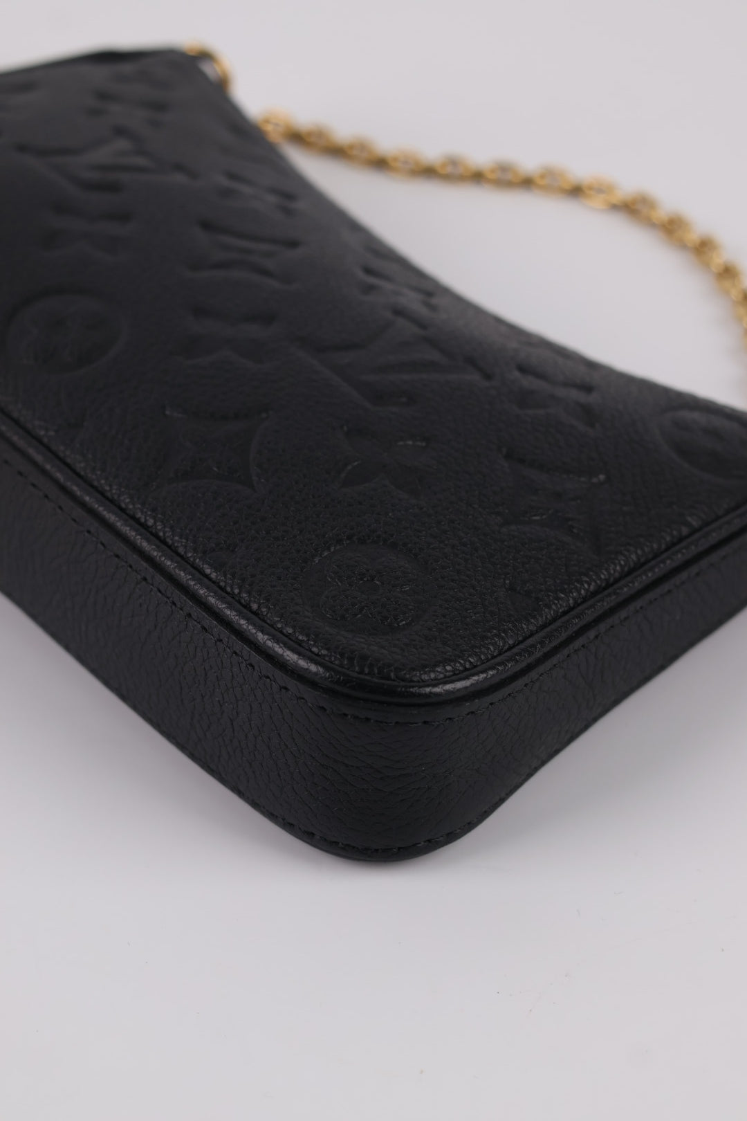 Louis Vuitton Easy Pochette Empreinte