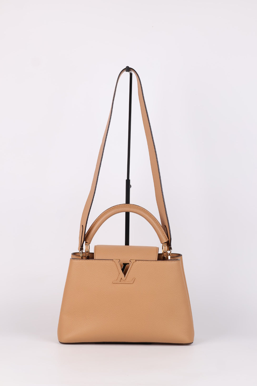 Louis Vuitton Capucines MM Arizona