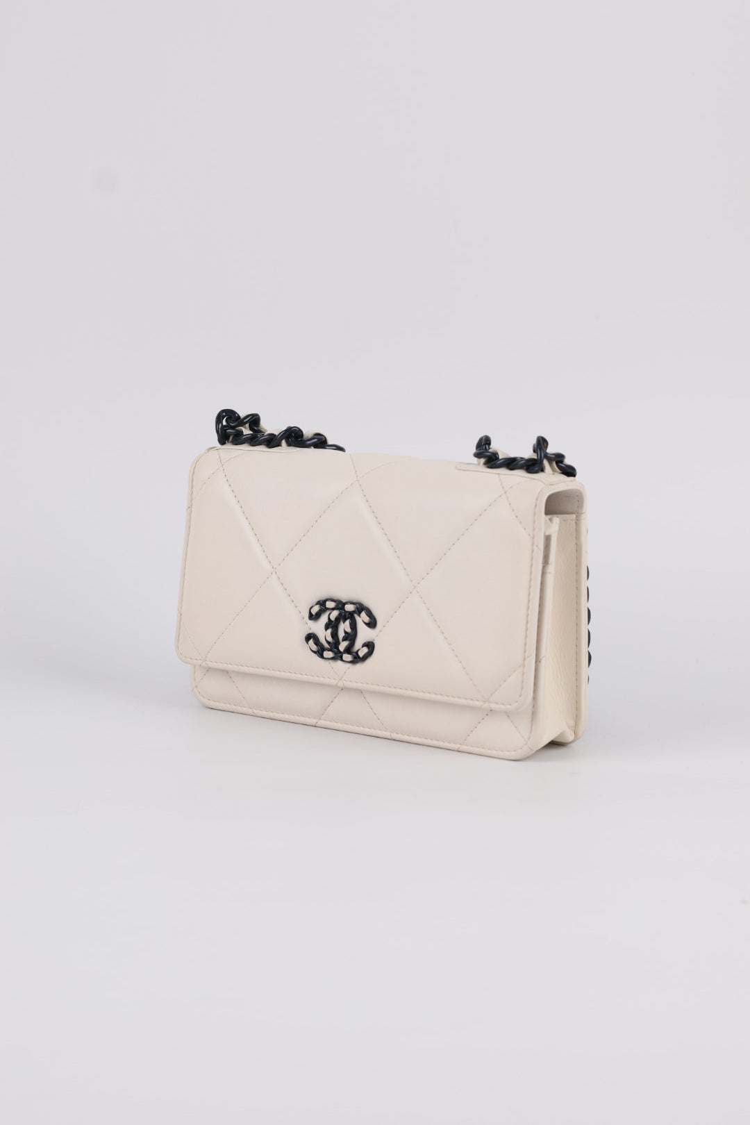 Chanel 19 Woc in Pelle