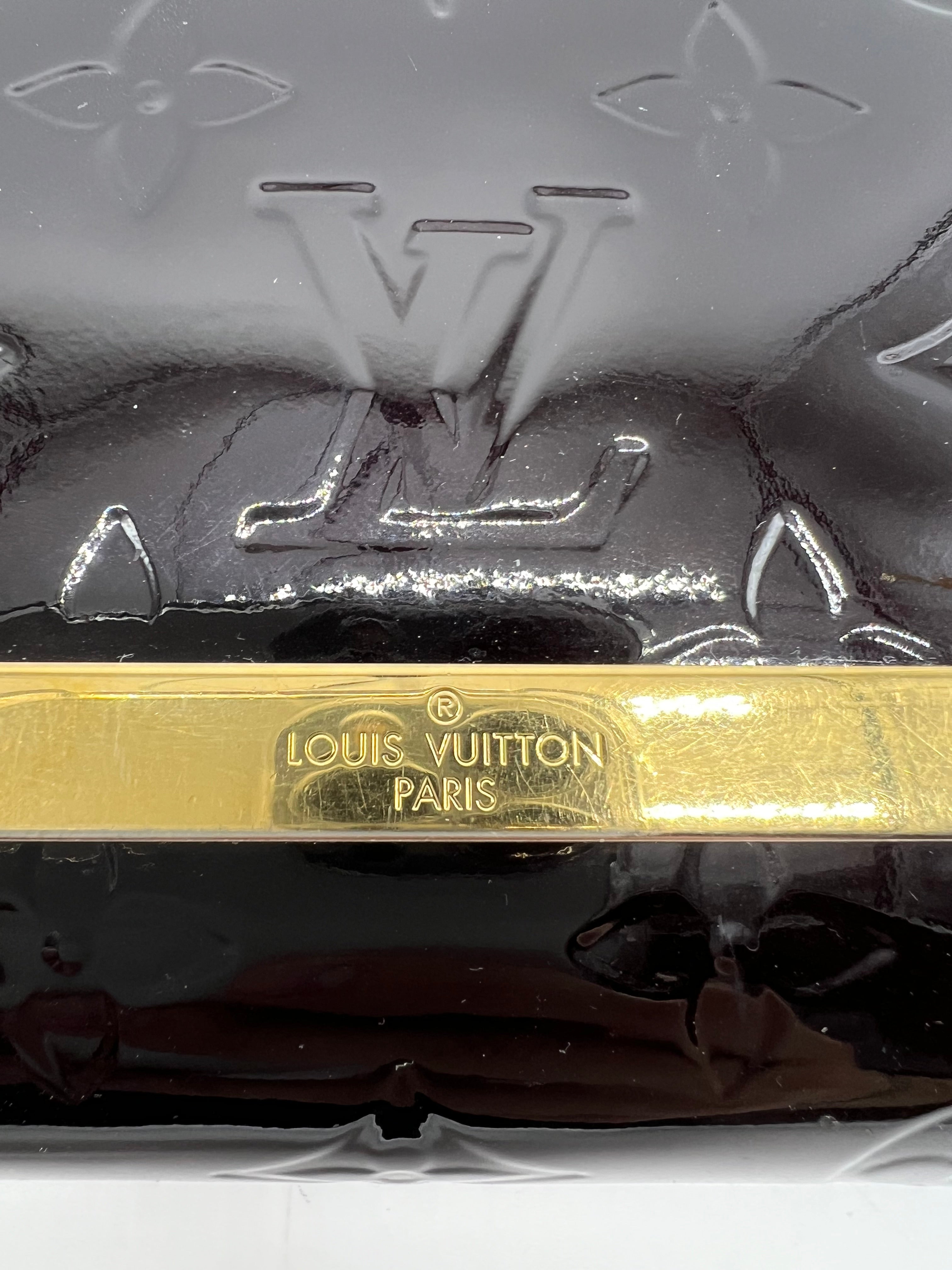 Louis Vuitton Pochette Ana Chain Vernis