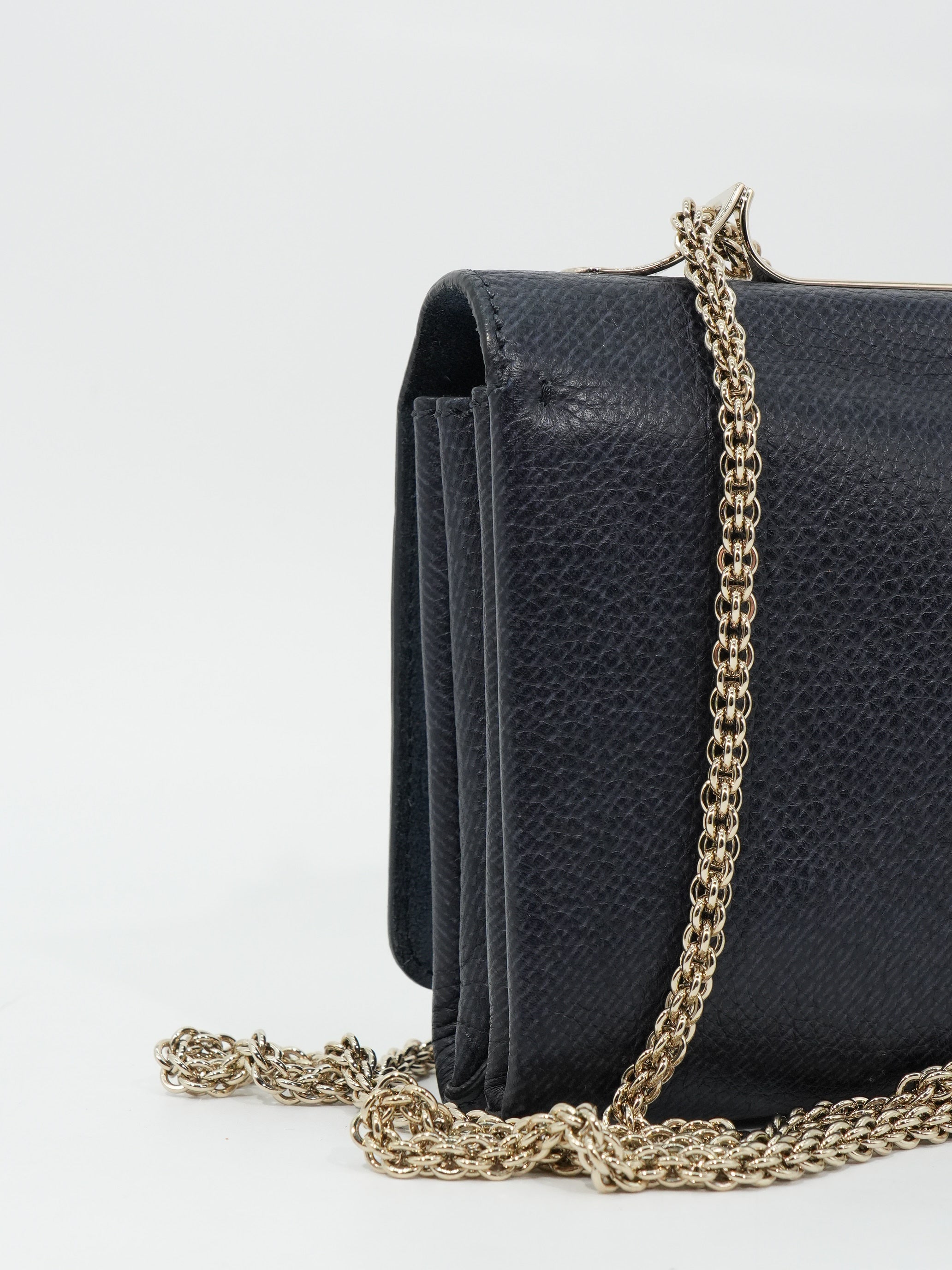 Valentino Chain Pochette