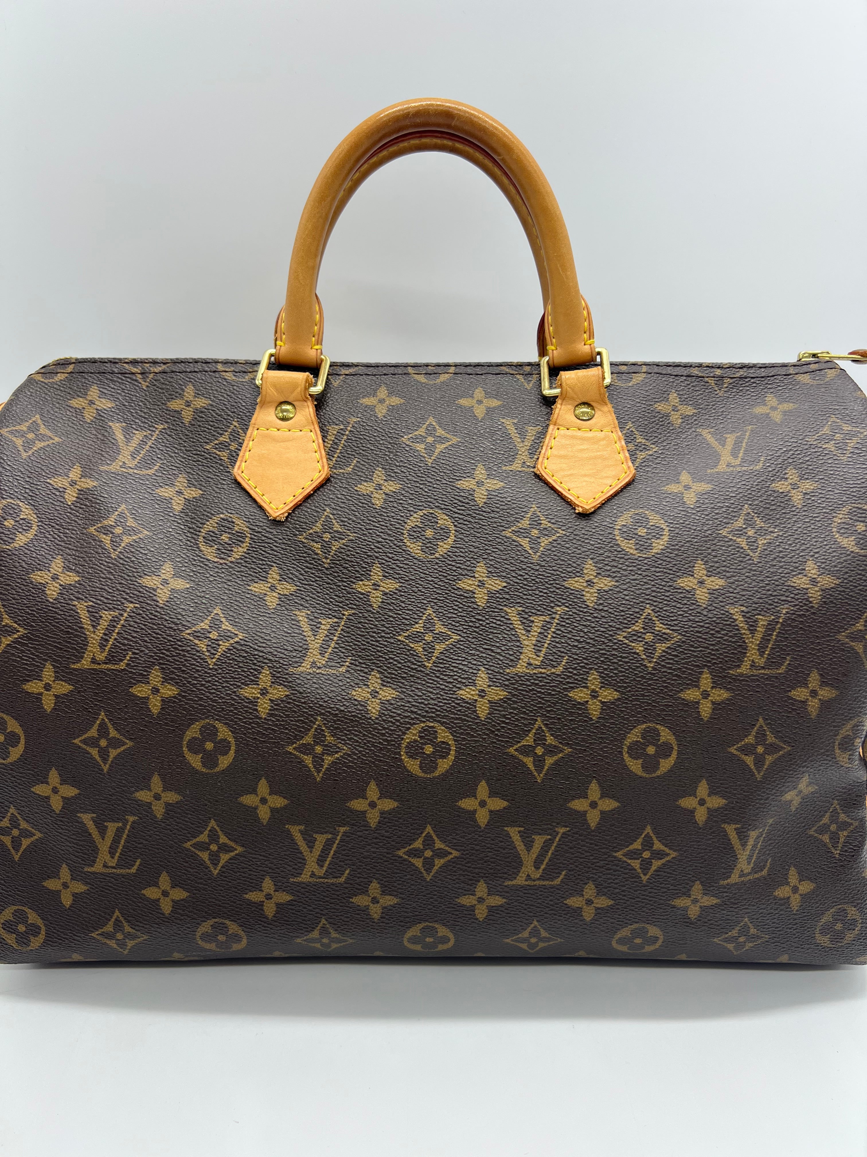 Louis Vuitton Speedy 35 Monogram