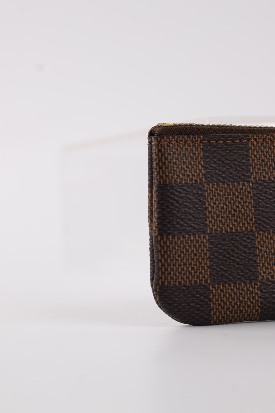 Louis Vuitton Key Pouch Damier Ébène