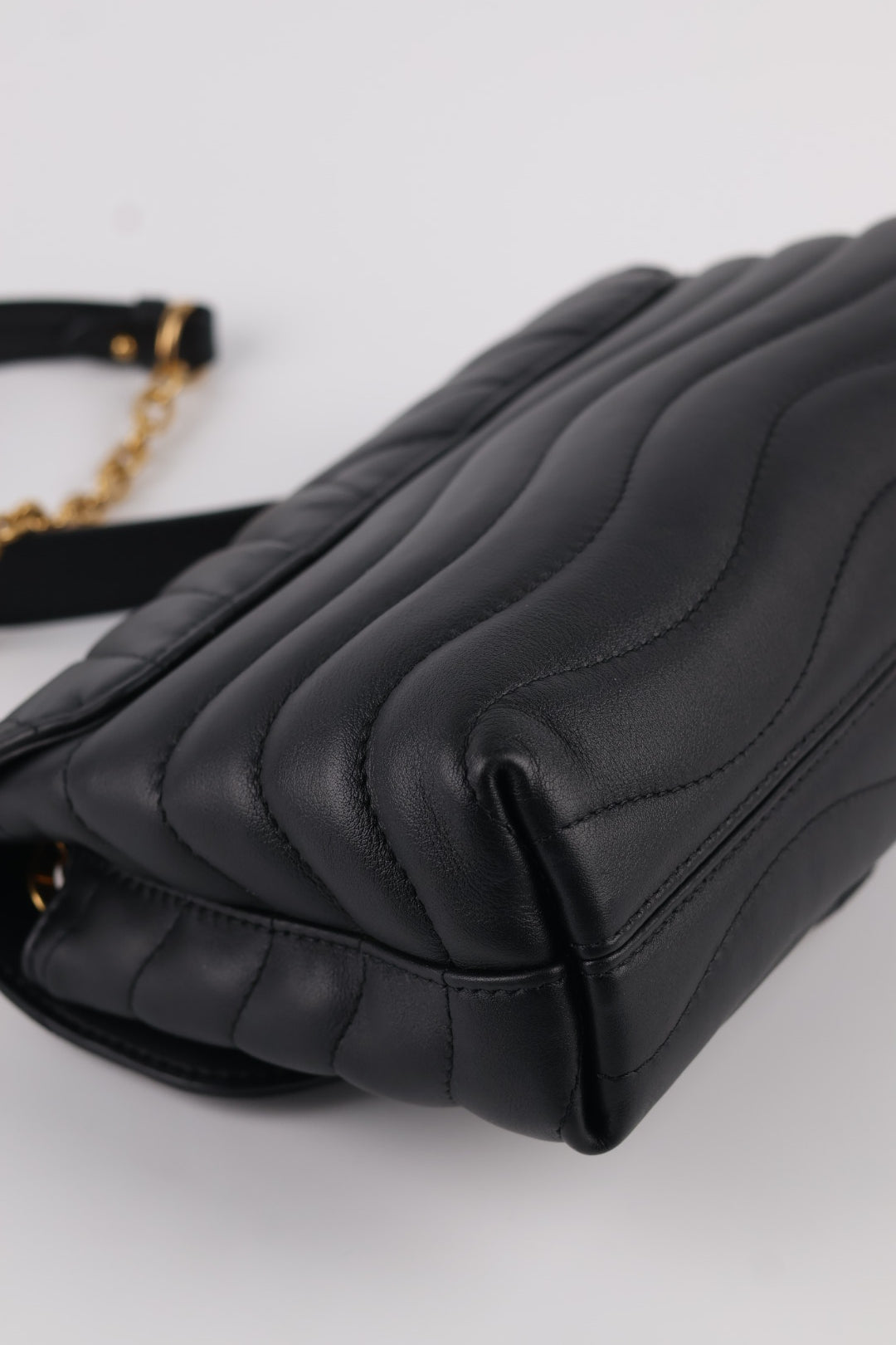 Louis Vuitton New Wave Media