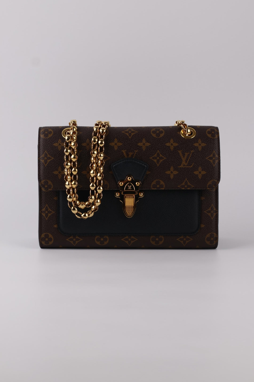 Louis Vuitton Victoire Monogram