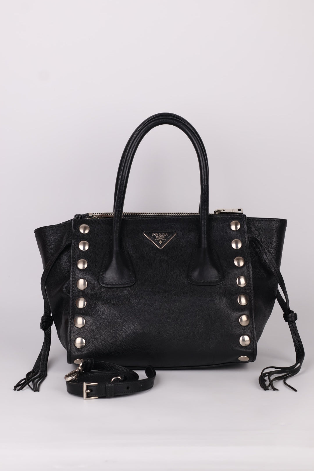 Prada Tote in Pelle Borchie