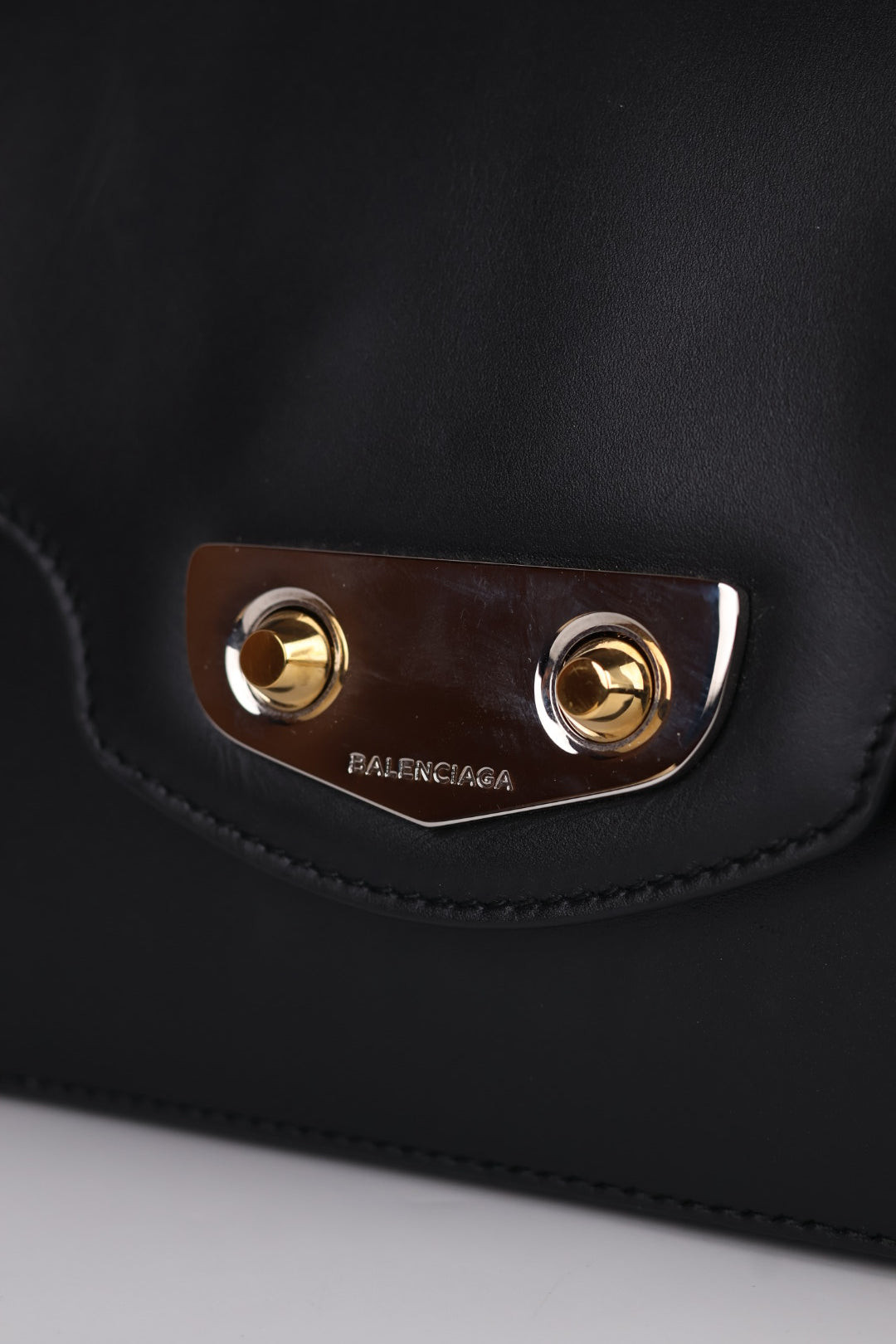 Balenciaga Neo Classic a Spalla