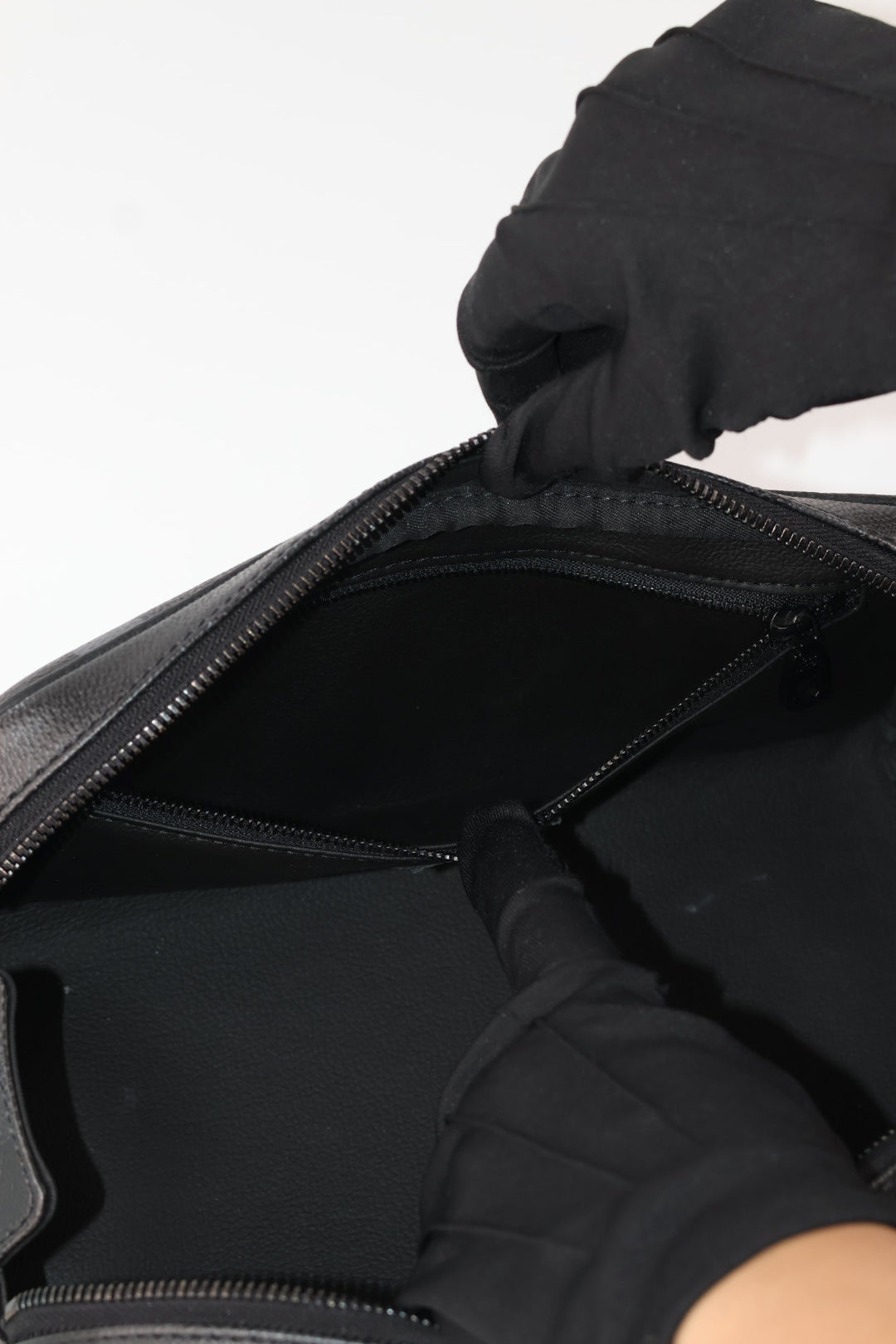 Louis Vuitton Toilette Dopp Kit Damoflage