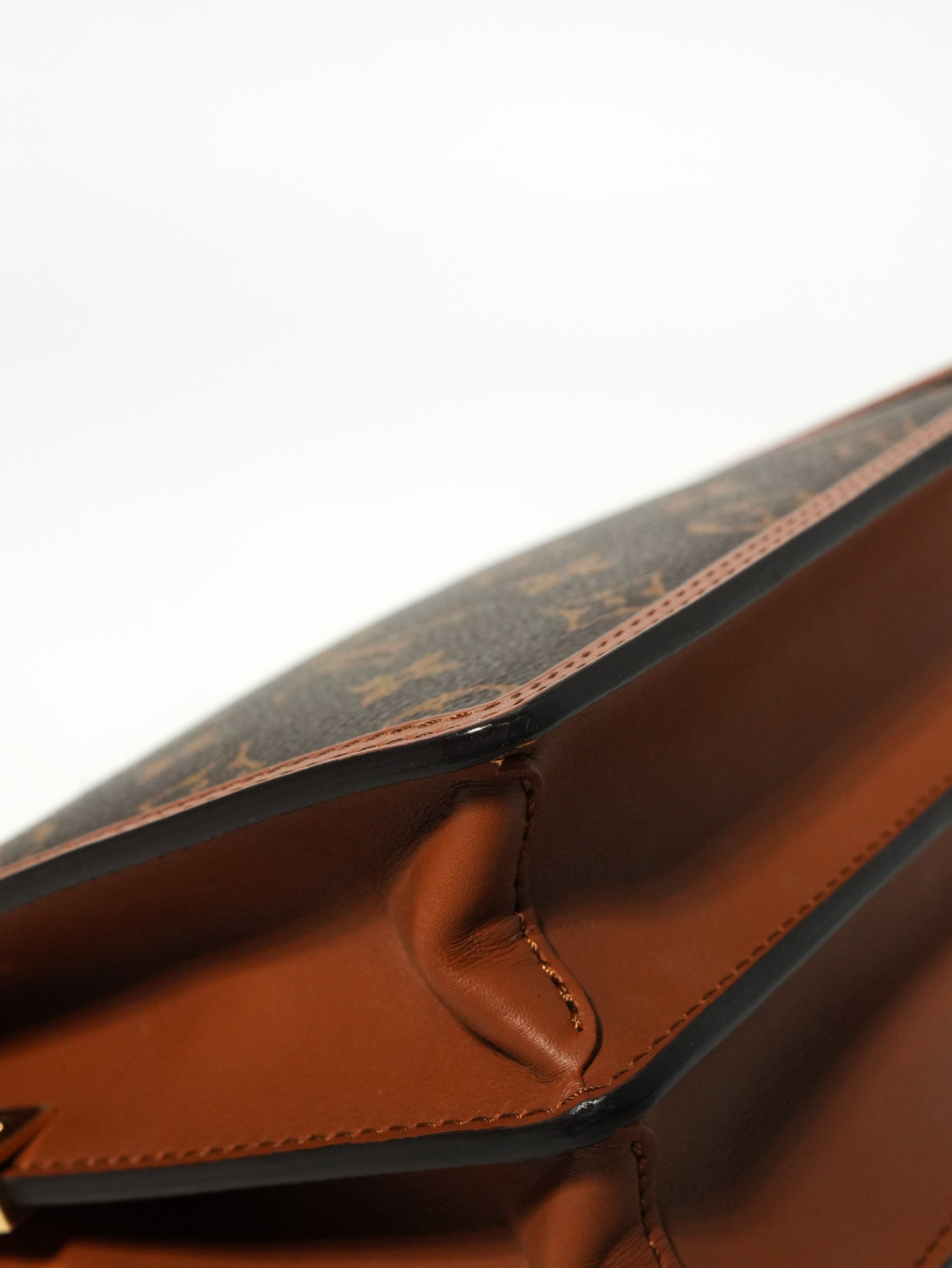 Louis Vuitton Mini Dauphine