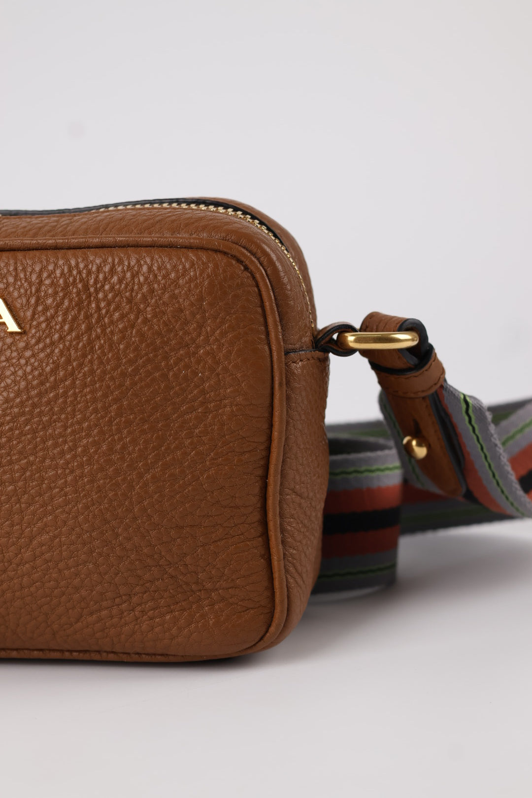 Prada Mini Camera Bag in Pelle