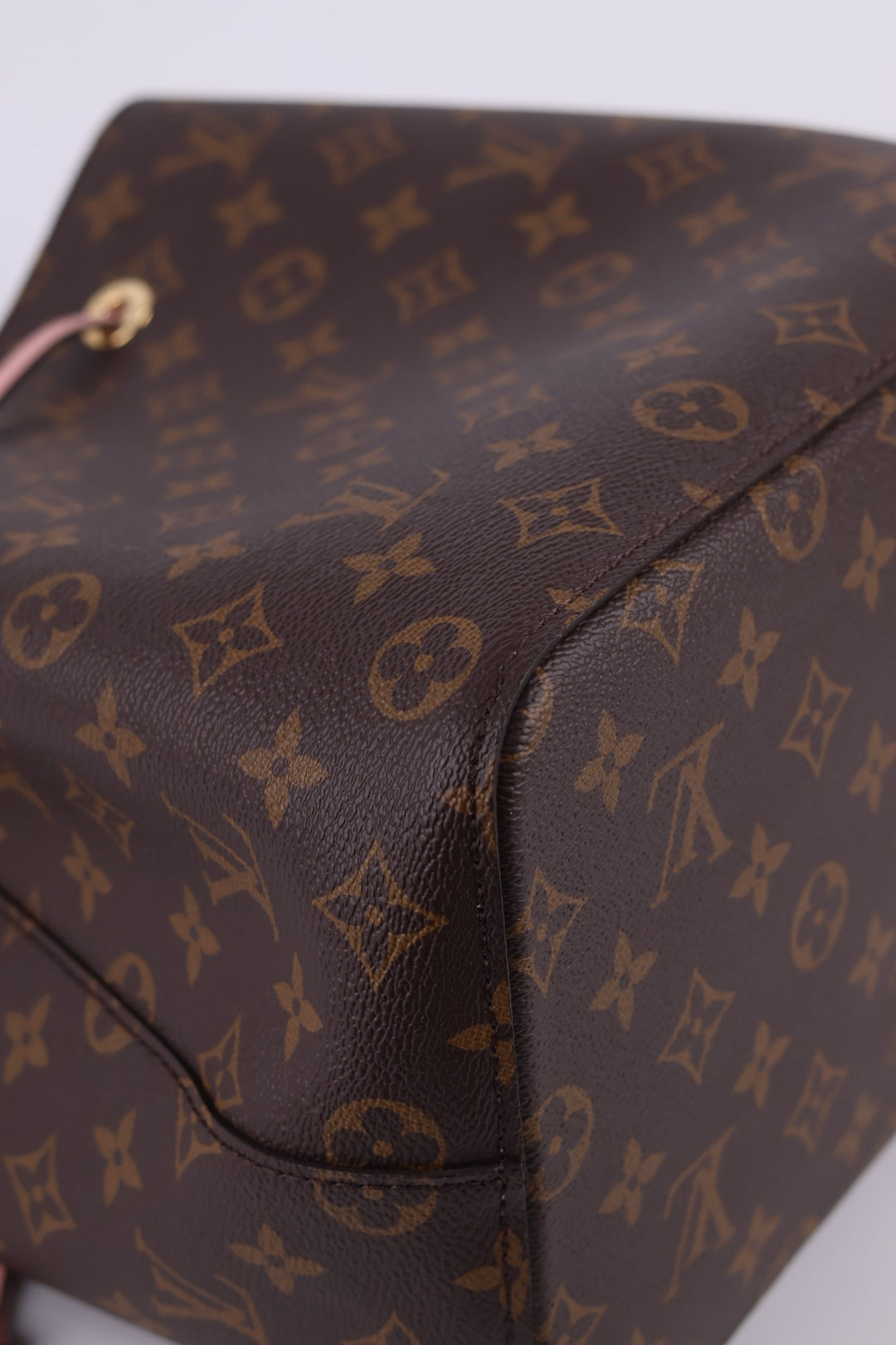 Louis Vuitton Neo Noé MM Monogram