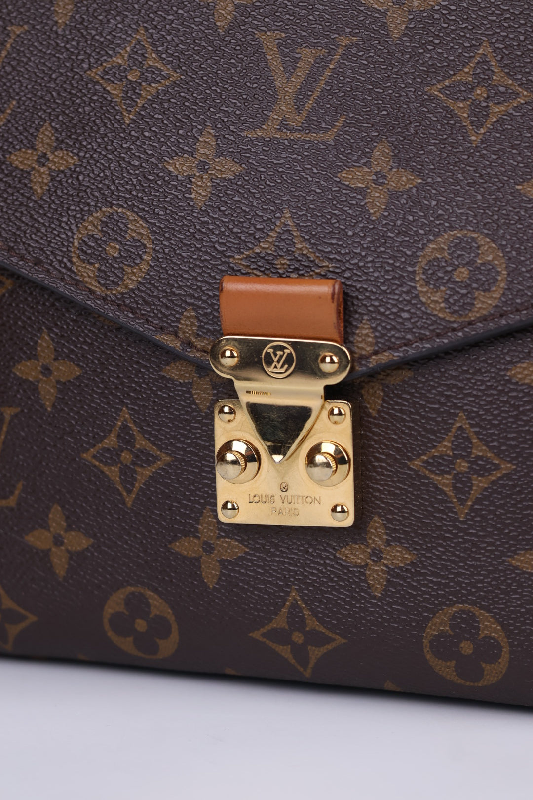 Louis Vuitton Métis Monogram