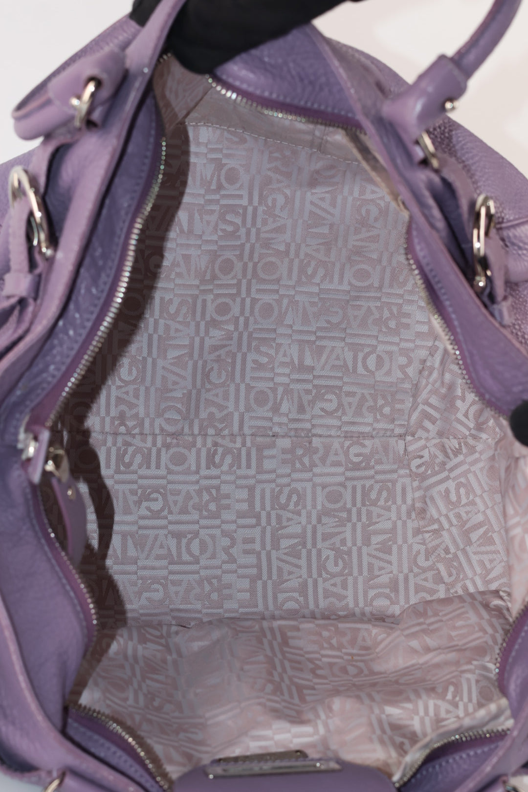 Ferragamo Tote Gancini